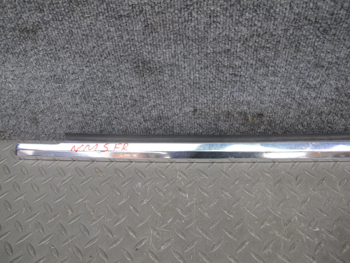 86-91 Mercedes W126 Set of 6 Front Left & Right Door Chrome Trim Molding OEM