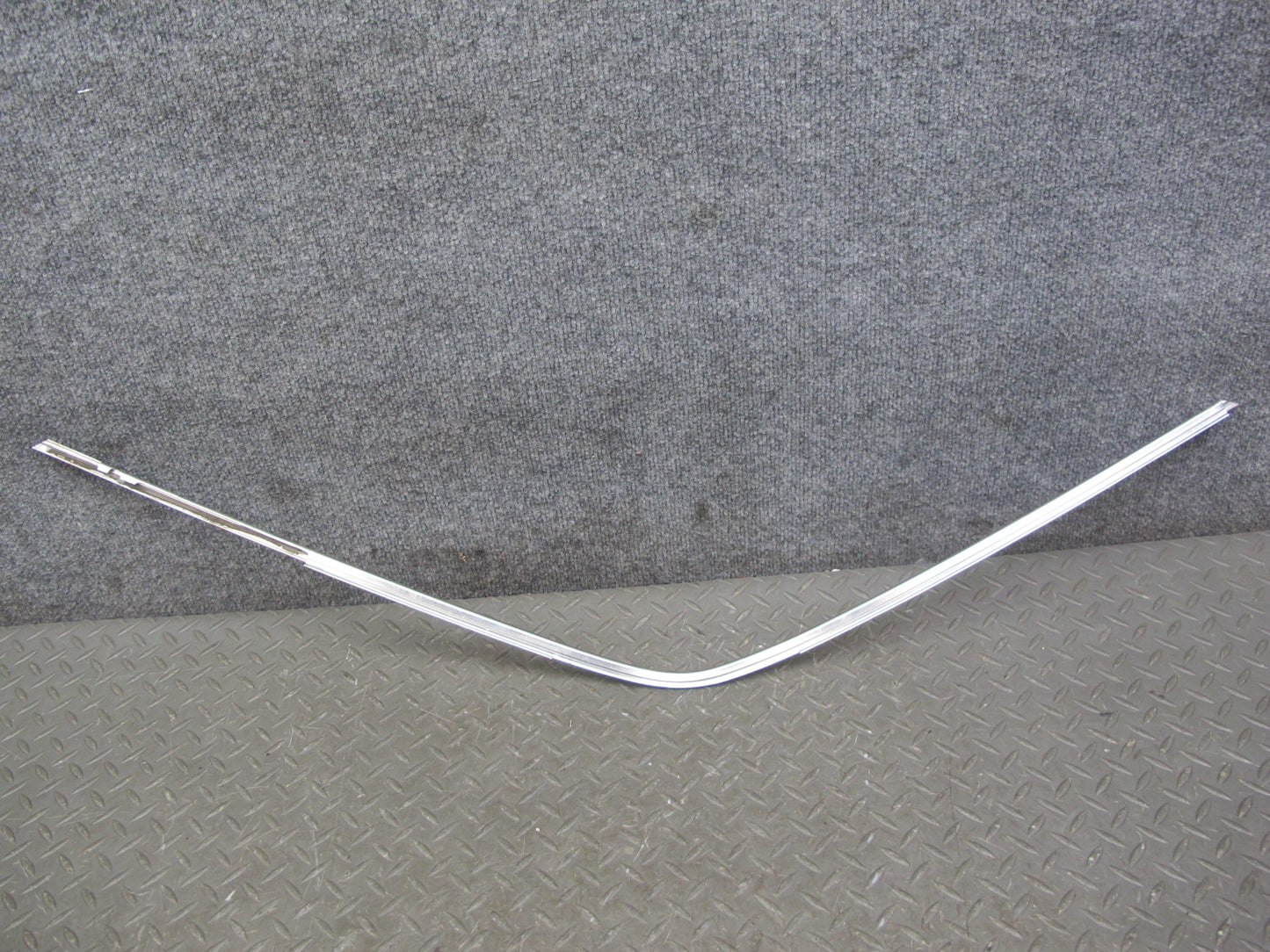 86-91 Mercedes W126 Set of 6 Front Left & Right Door Chrome Trim Molding OEM