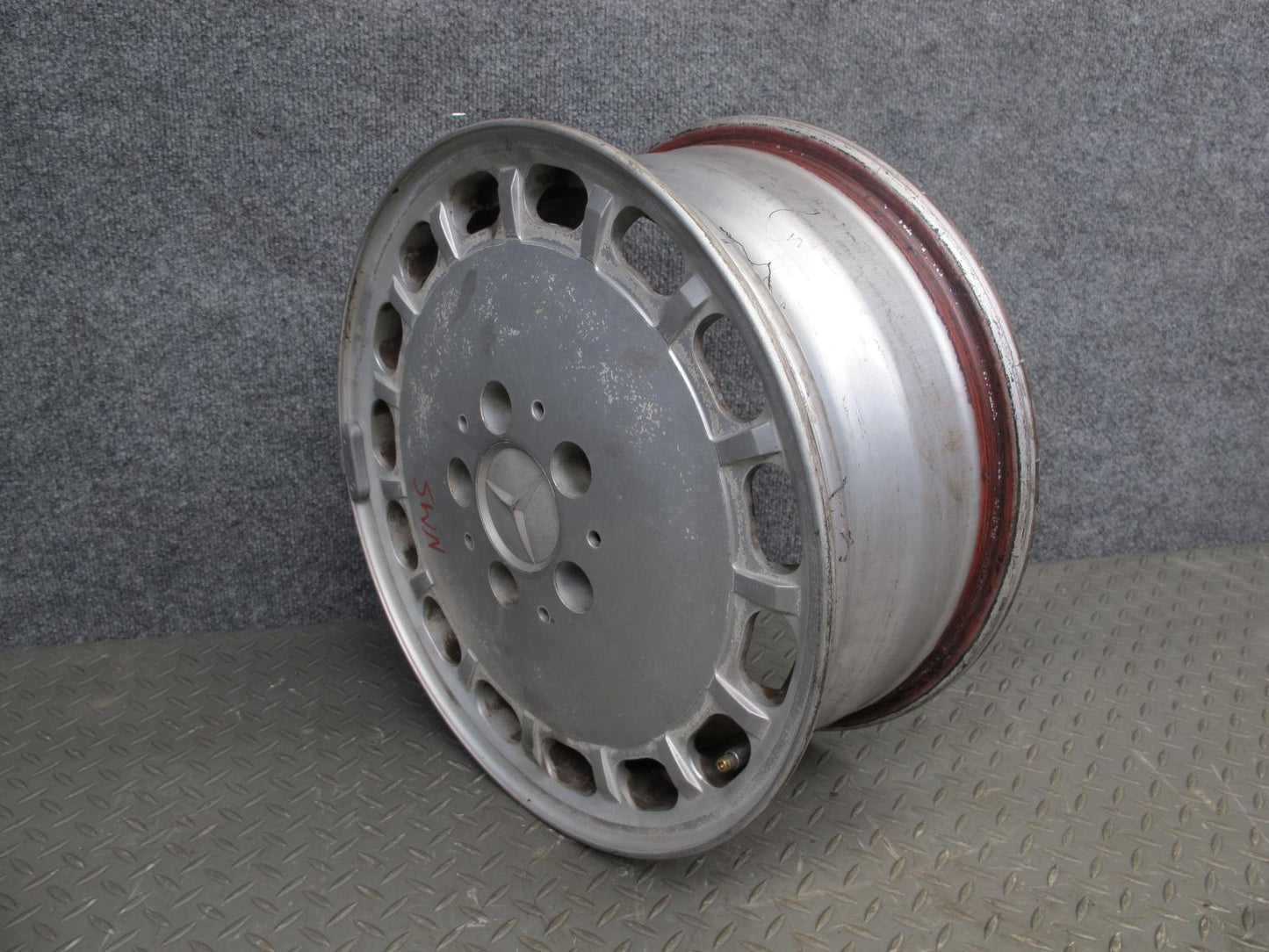 86-91 Mercedes W126 Set of 4 Factory 15" R15 Alloy Wheel Rim 15x6.5J ET21.5