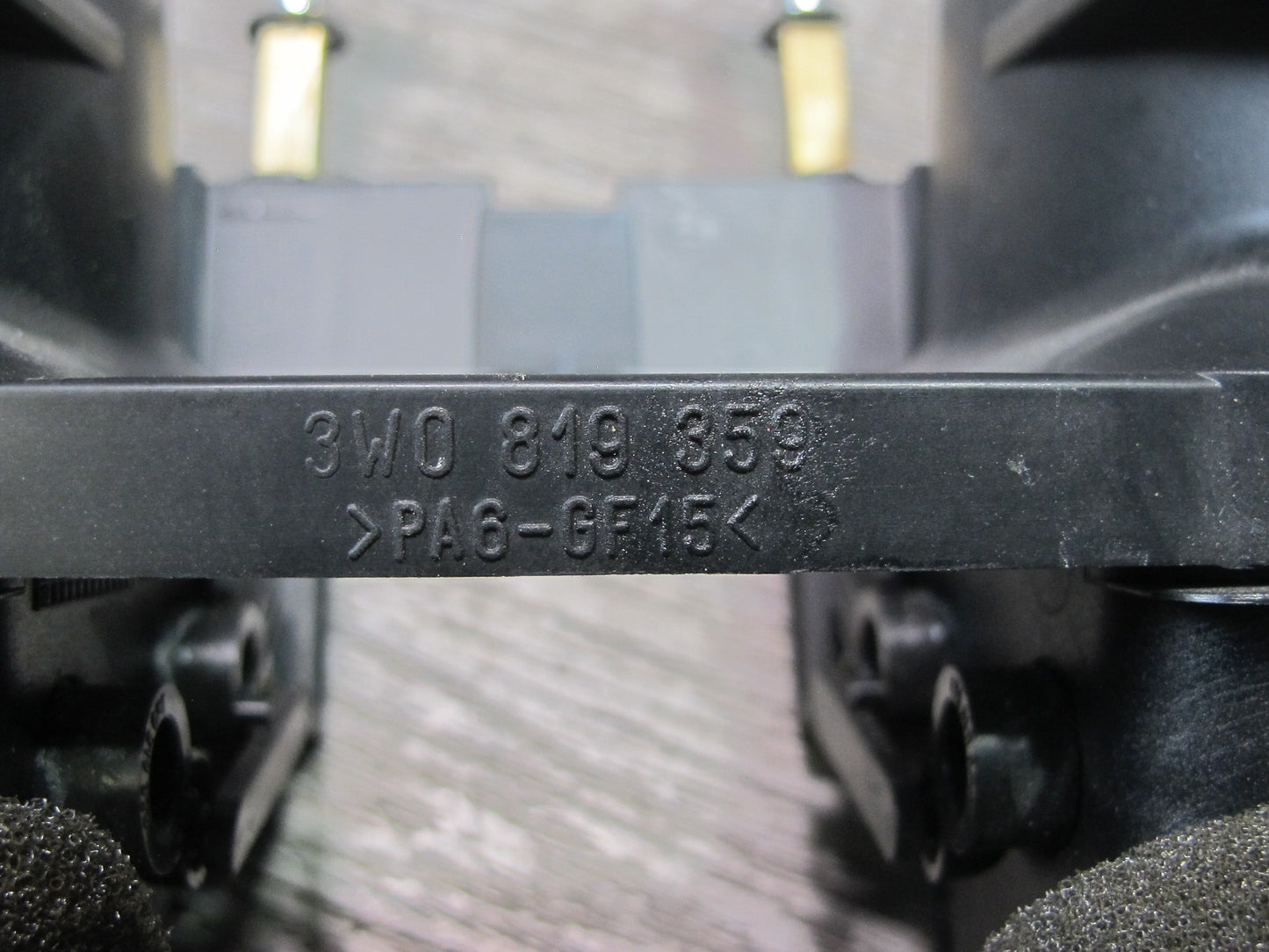 03-10 Bentley Continental GTC GT Dashboard Front Center A/C Air Vent Grille