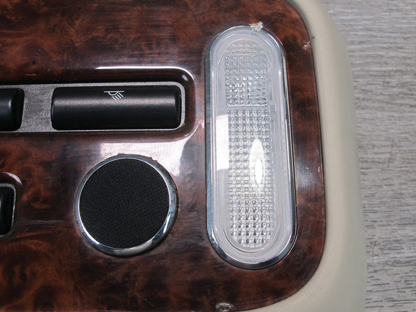 07-11 Bentley Continental GTC Convertible Overhead Dome Interior Light Lamp