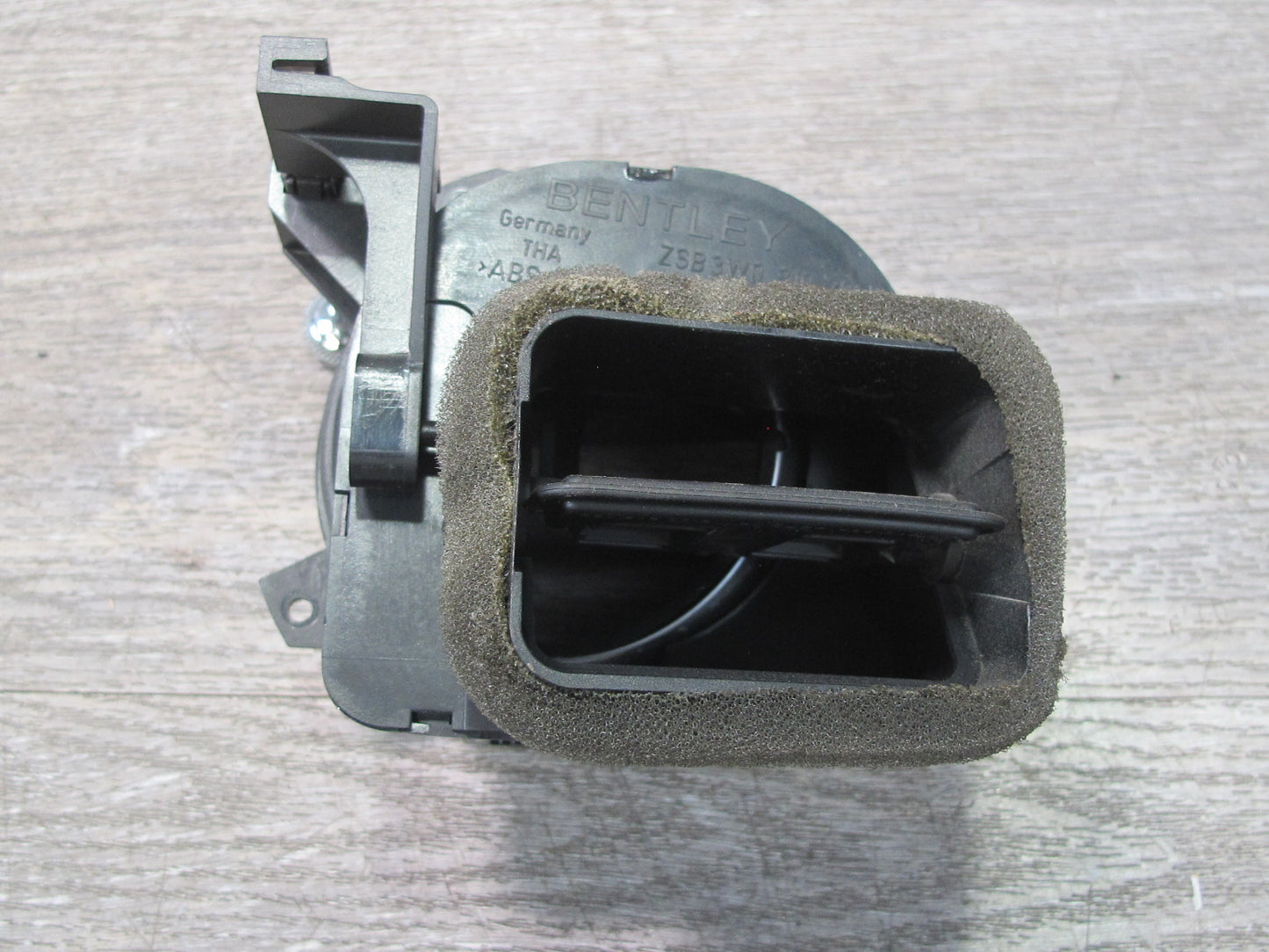 03-12 Bentley Continental GTC GT Dash Front Left A/C Air Vent 3W0819357