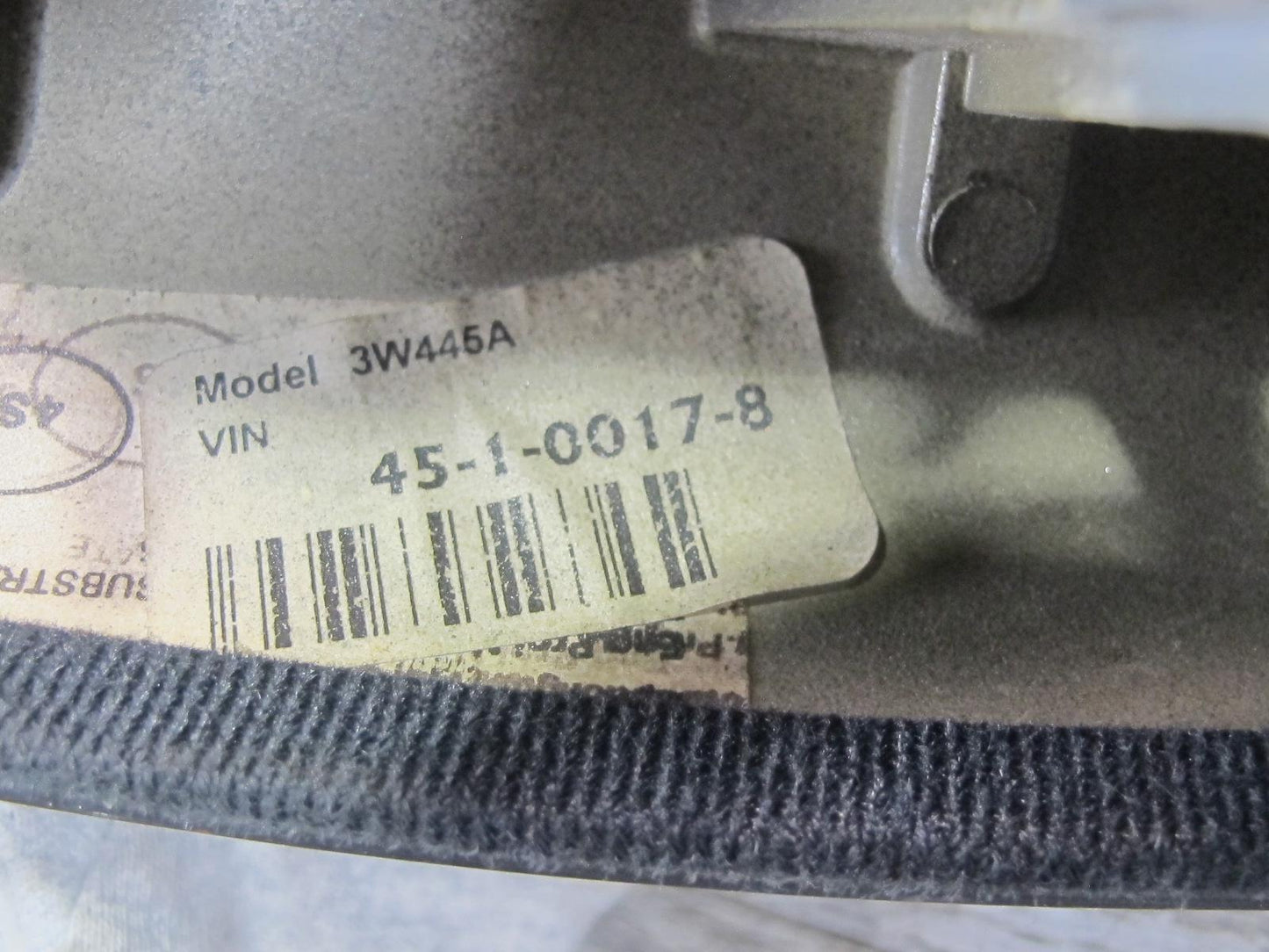 07-11 Bentley Continental GTC Rear Console Ashtray w Wood Trim