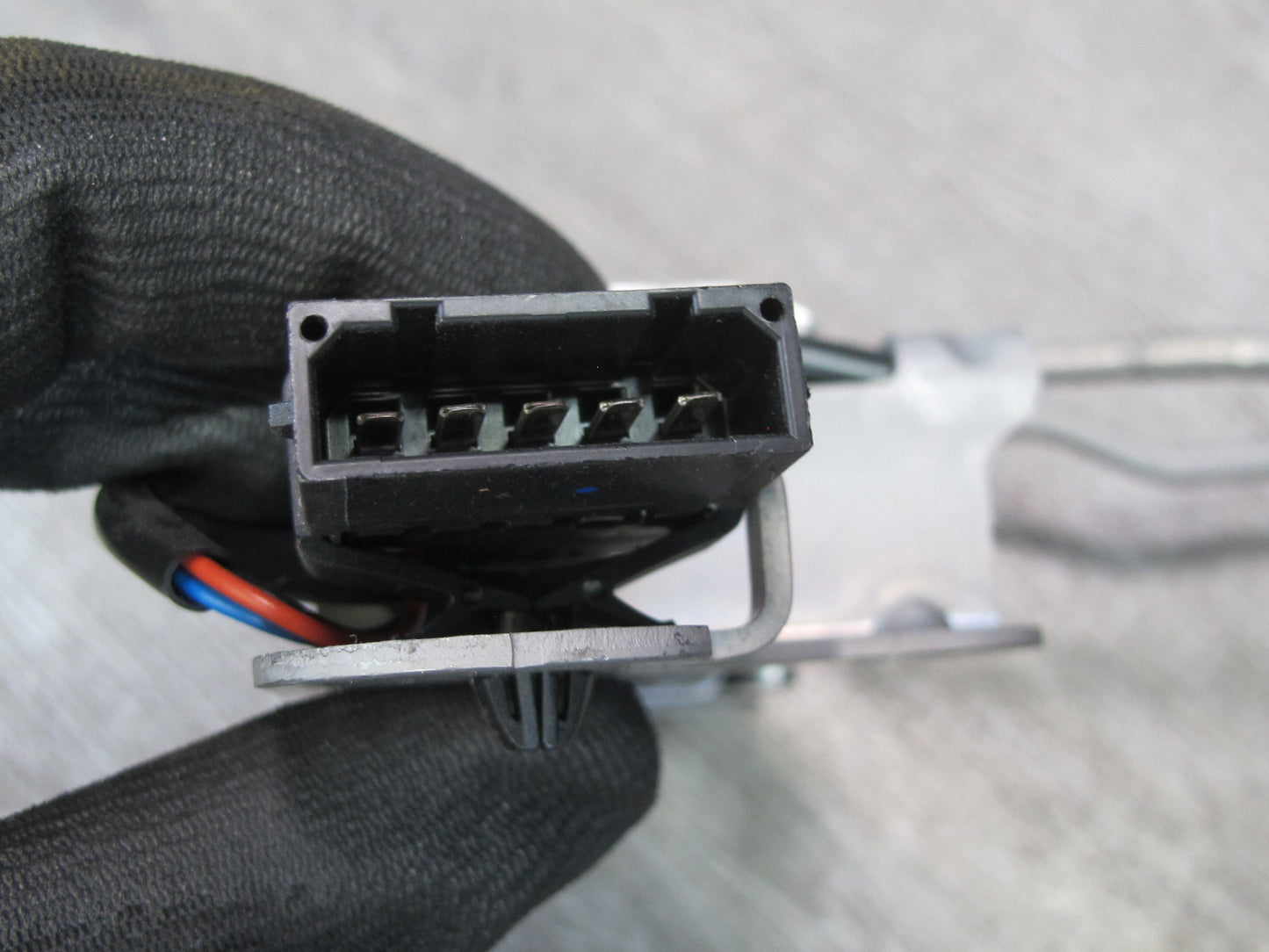 07-11 Bentley Continental GTC Convertible Front TOP Roof Lock Latch Motor