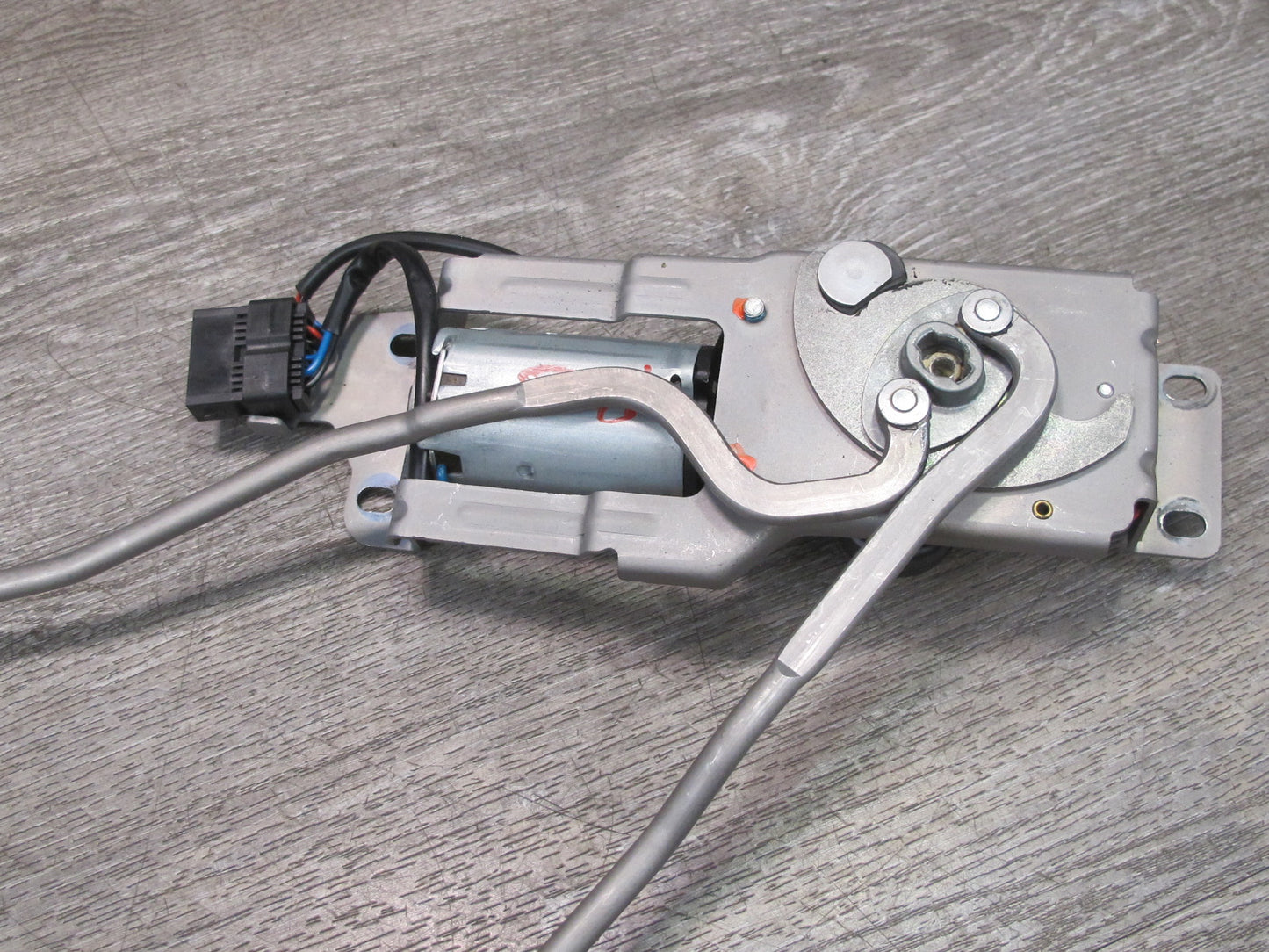 07-11 Bentley Continental GTC Convertible Front TOP Roof Lock Latch Motor
