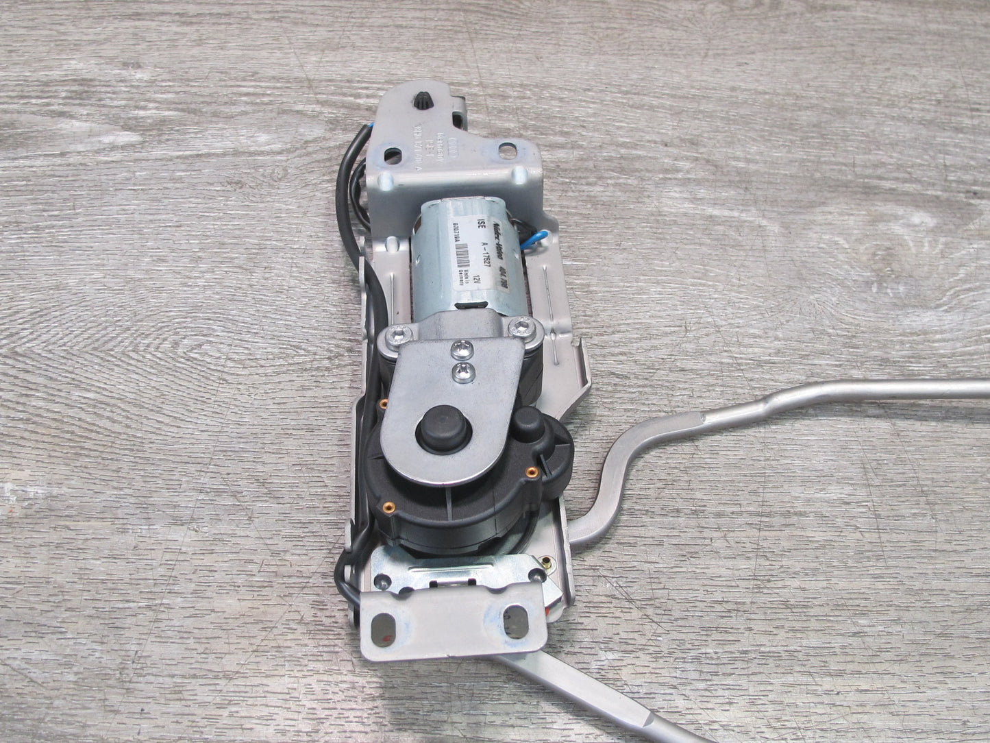 07-11 Bentley Continental GTC Convertible Front TOP Roof Lock Latch Motor
