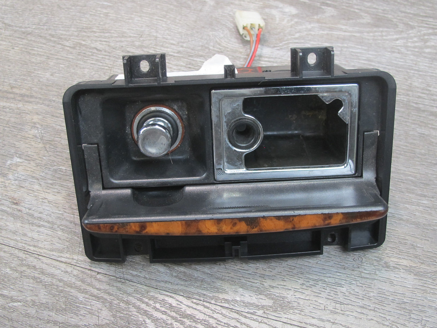 03-10 Bentley Continental GTC GT Front or Rear Center Console Ash Tray