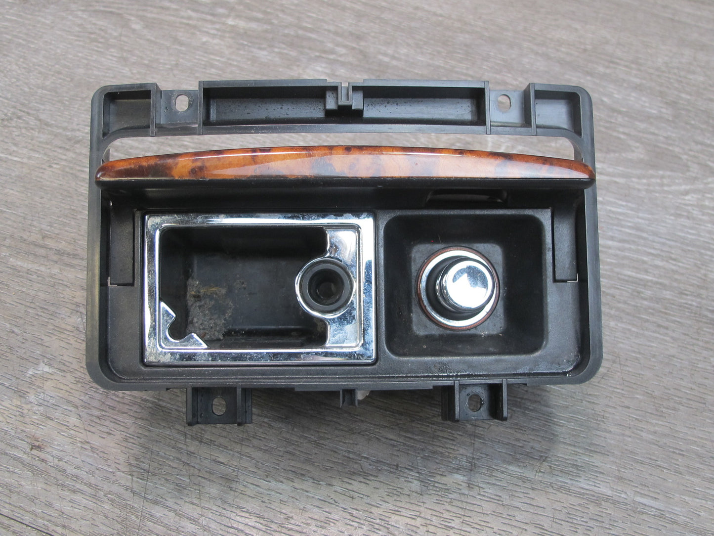 03-10 Bentley Continental GTC GT Front or Rear Center Console Ash Tray