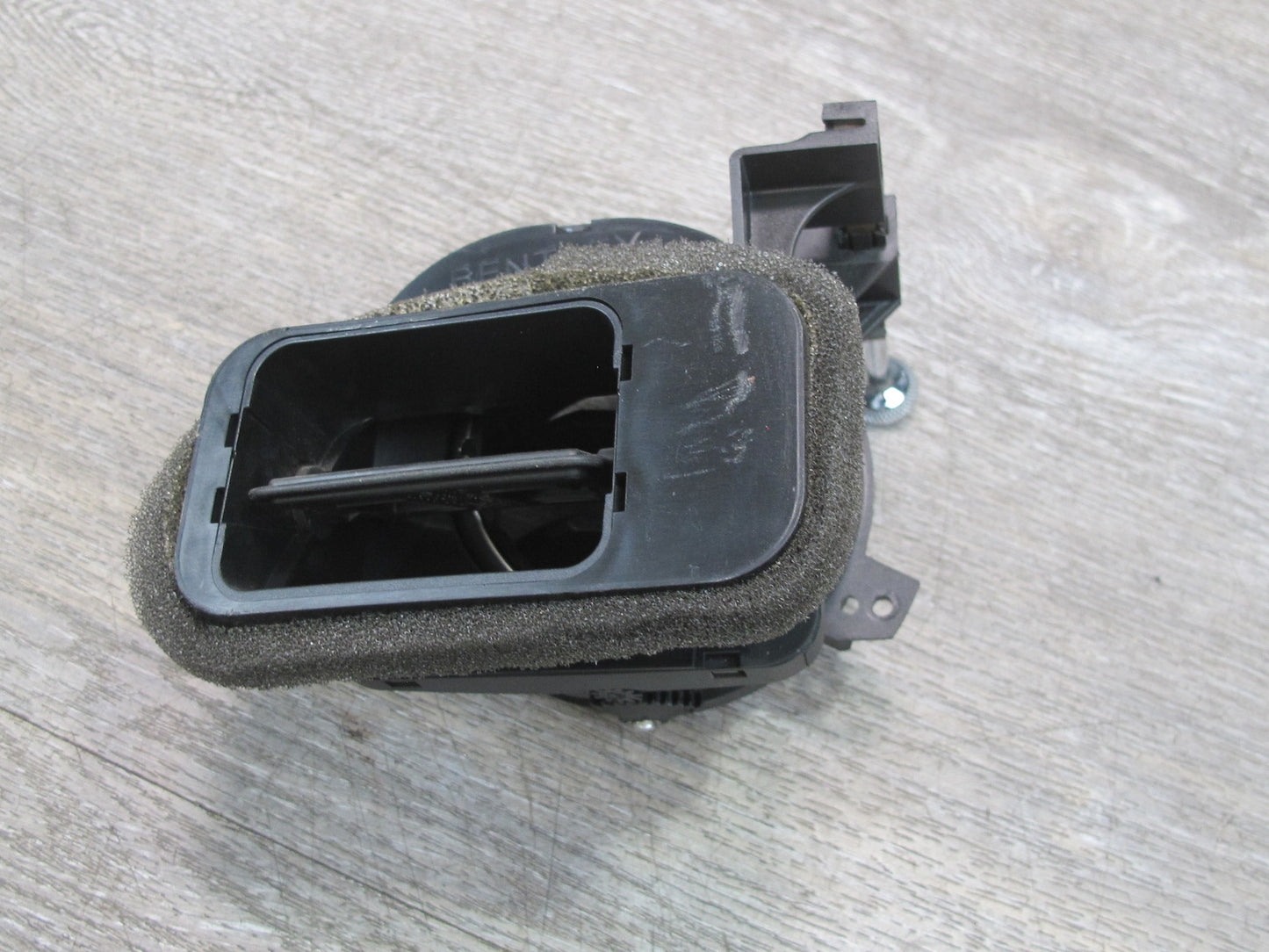 03-12 Bentley Continental GTC GT Dash Front Right A/C Air Vent 3W0819358
