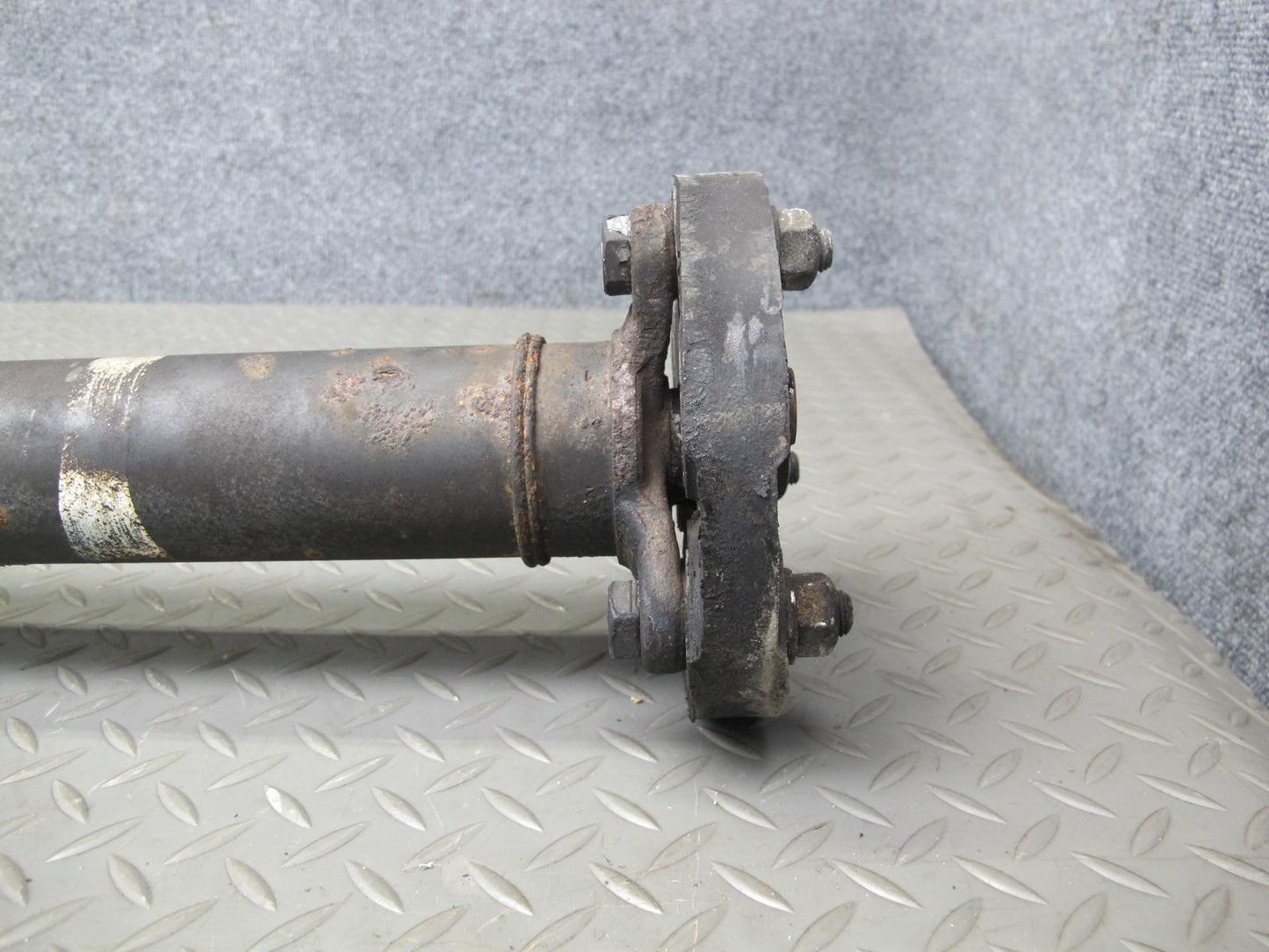 86-91 Mercedes W126 560SEL A/T Rear Drive Shaft Driveshaft OEM