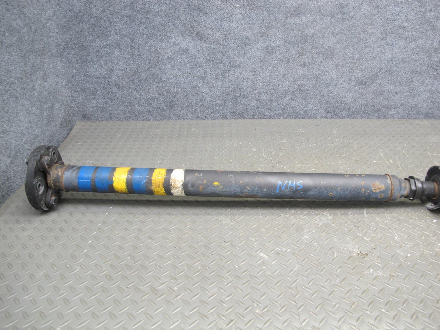 86-91 Mercedes W126 560SEL A/T Rear Drive Shaft Driveshaft OEM