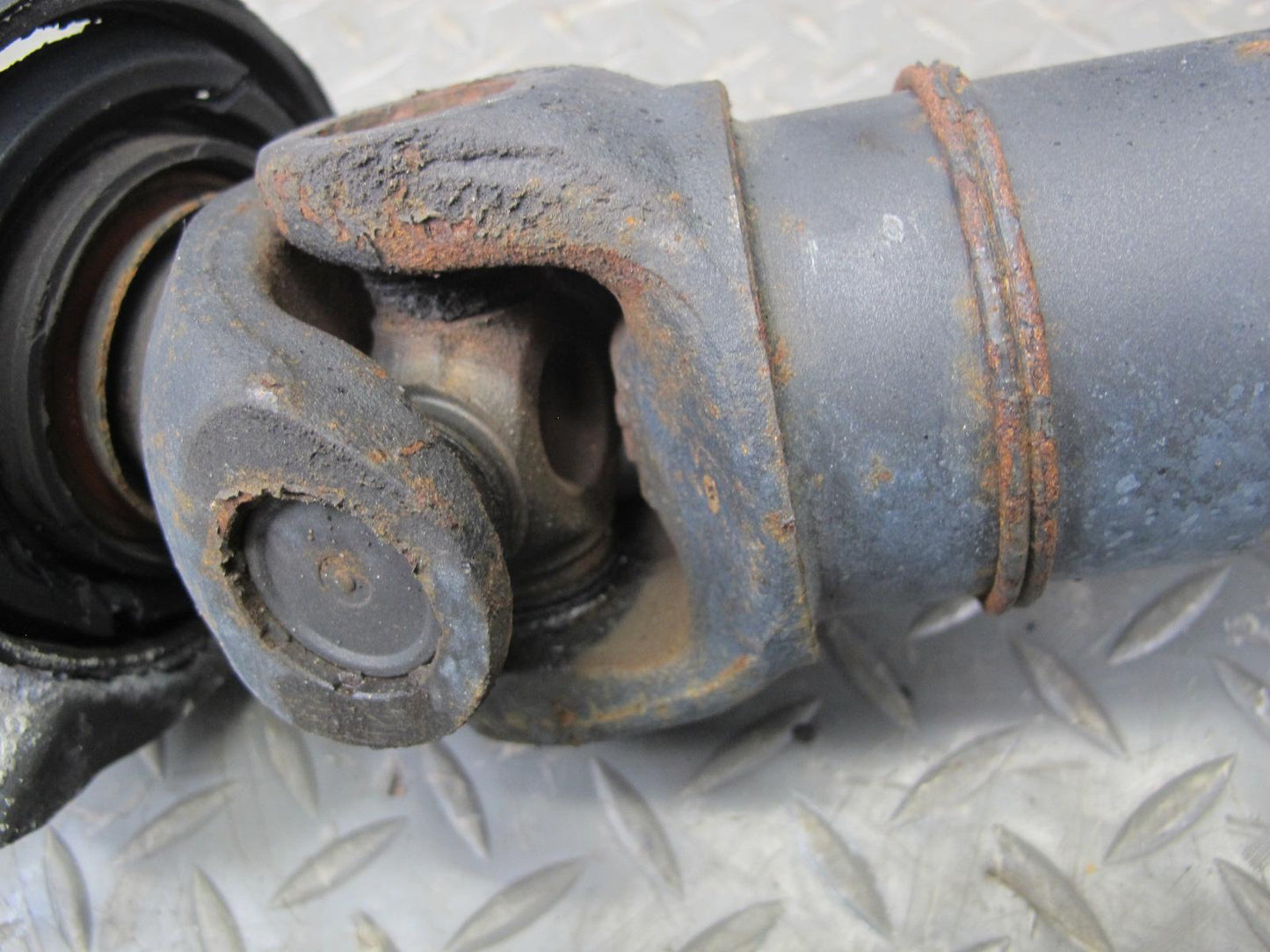 86-91 Mercedes W126 560SEL A/T Rear Drive Shaft Driveshaft OEM