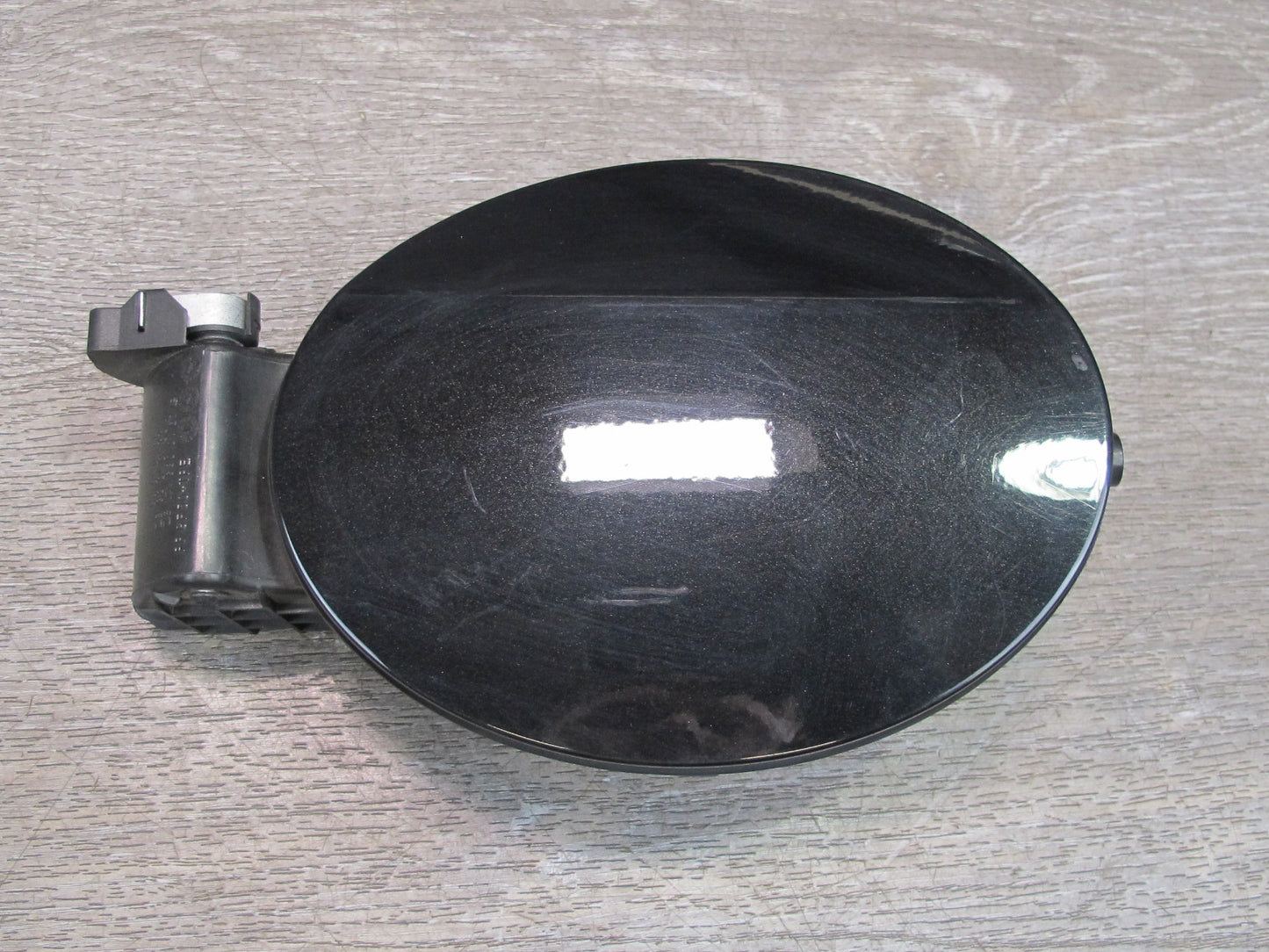 05-11 Mercedes R171 SLK Fuel Tank Filler Door Lid Housing Black w Actuator OEM