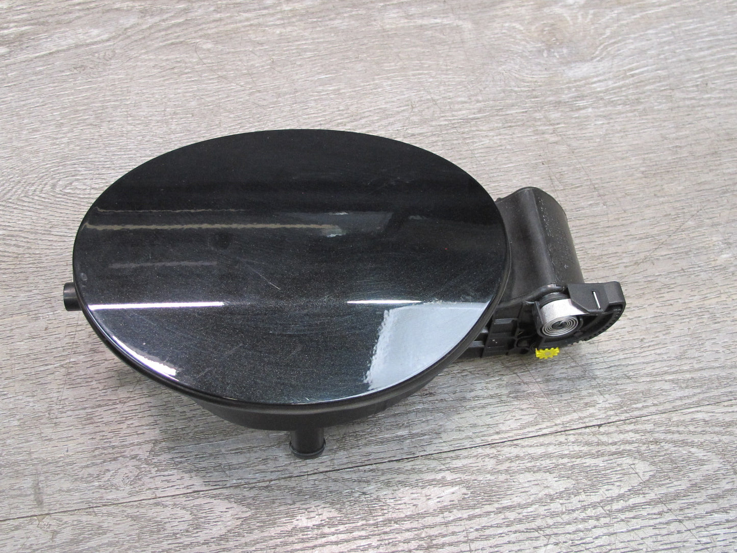05-11 Mercedes R171 SLK Fuel Tank Filler Door Lid Housing Black w Actuator OEM