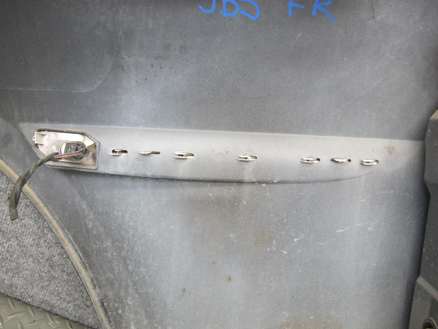 2006-2010 BMW E63 E64 M6 Front Right Fender Shell Cover Panel