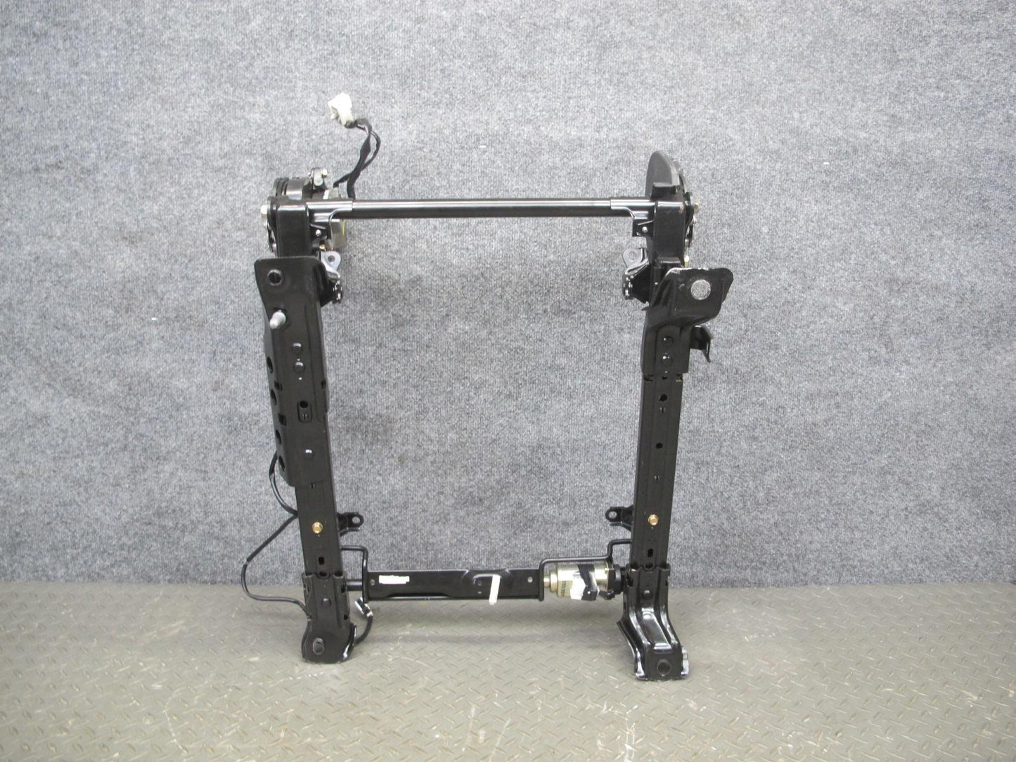 04-05 Nissan 350Z Z33 Convert Front Right Seat Lower Frame Track Rail Motor OEM