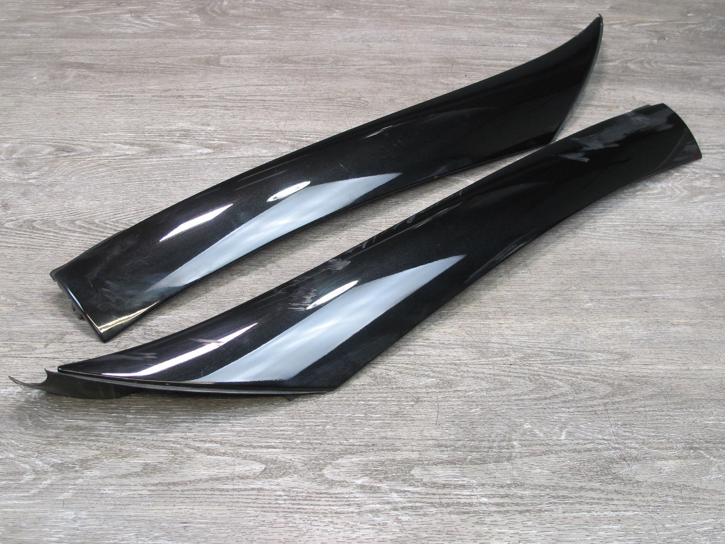 05-11 Mercedes R171 Set of 2 Windshield Exterior A Pillar Trim Cover Black OEM