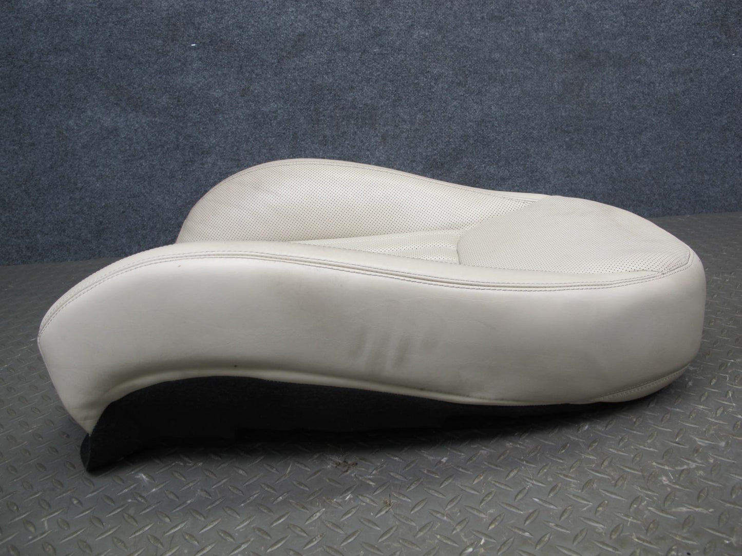 09-12 Mercedes R230 Sl-class Front Right Seat Leather Upper Backrest Beige OEM