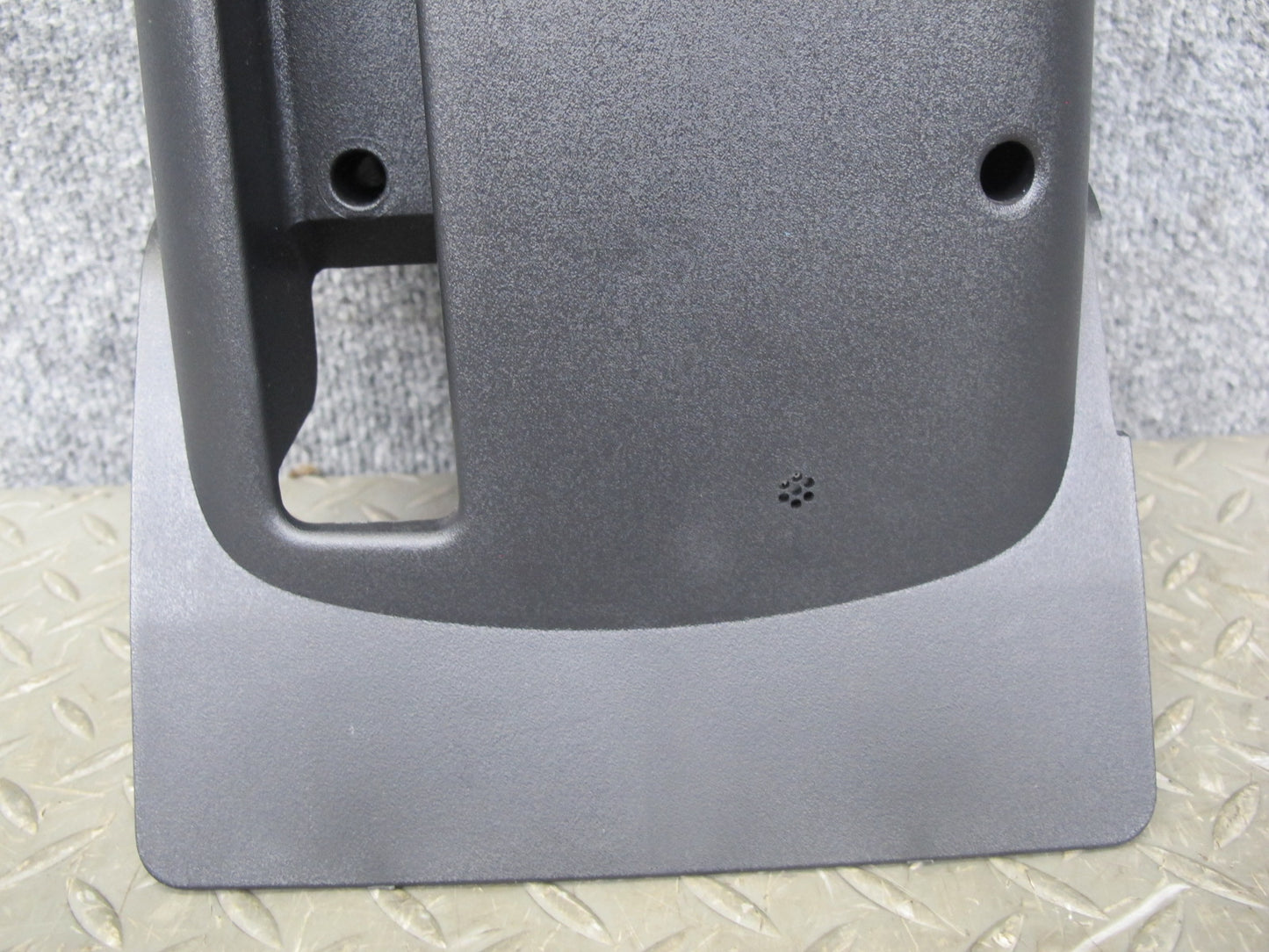 03-06 Nissan 350Z Z33 Lower Steering Column Trim Black w Microphone OEM