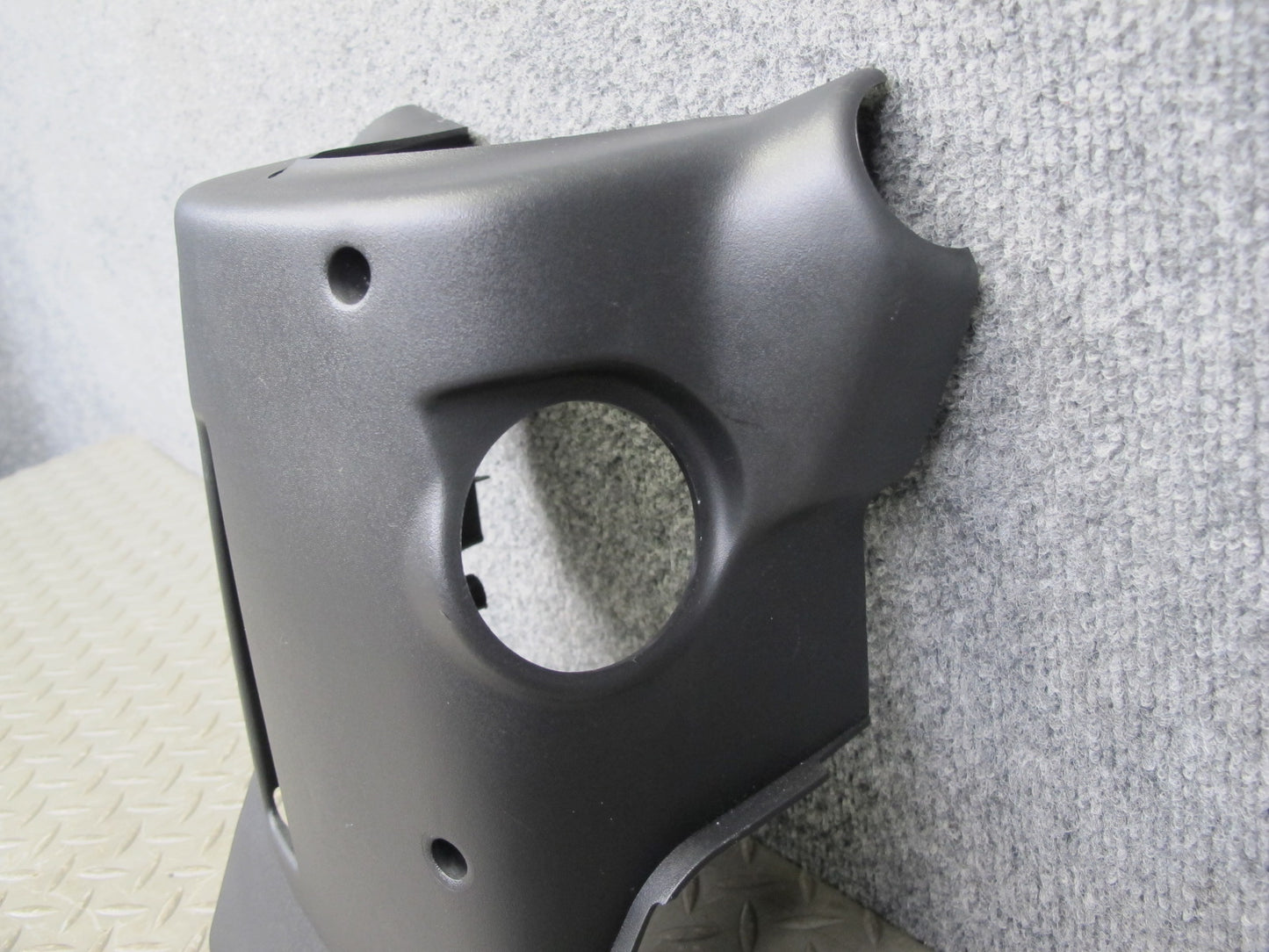 03-06 Nissan 350Z Z33 Lower Steering Column Trim Black w Microphone OEM