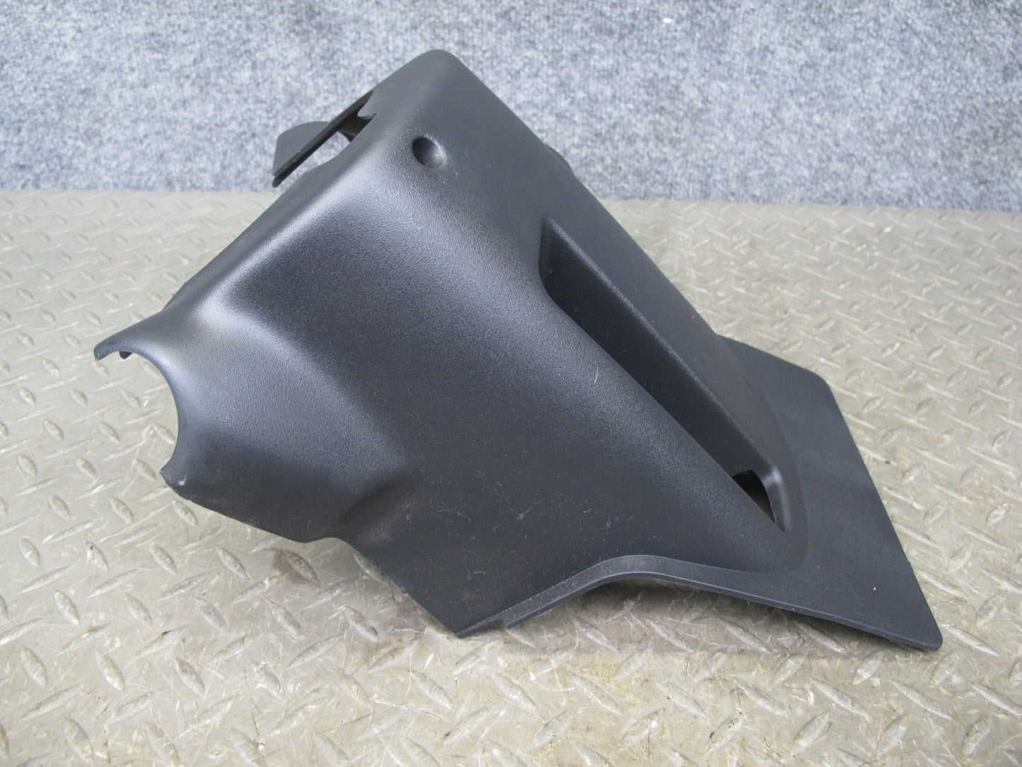 03-06 Nissan 350Z Z33 Lower Steering Column Trim Black w Microphone OEM