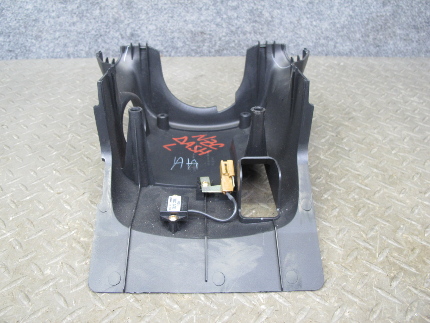 03-06 Nissan 350Z Z33 Lower Steering Column Trim Black w Microphone OEM