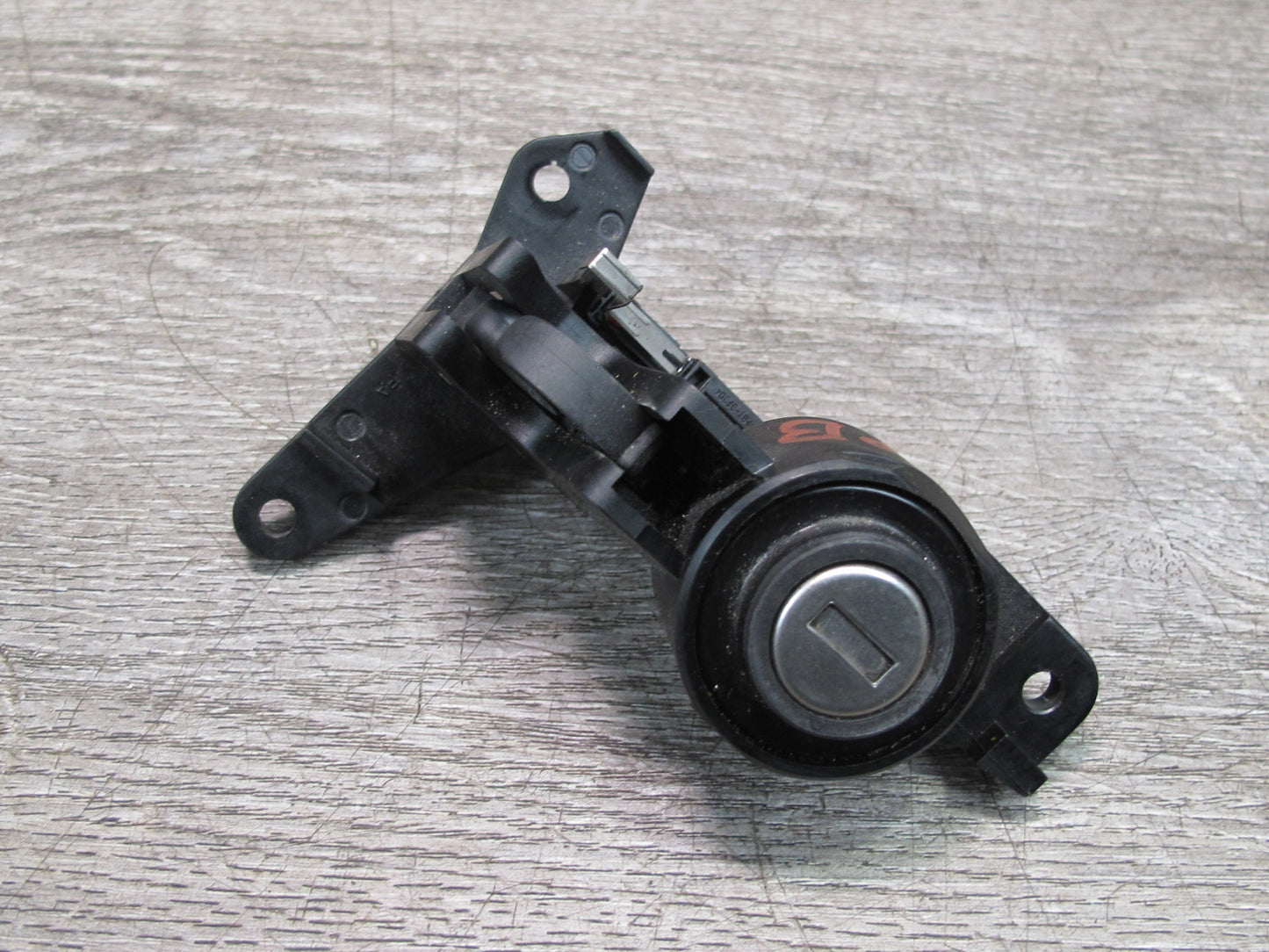 2001-2002 Porsche Boxster S 986 M96.21 M/T Anti-theft Ignition Lock Handle Set