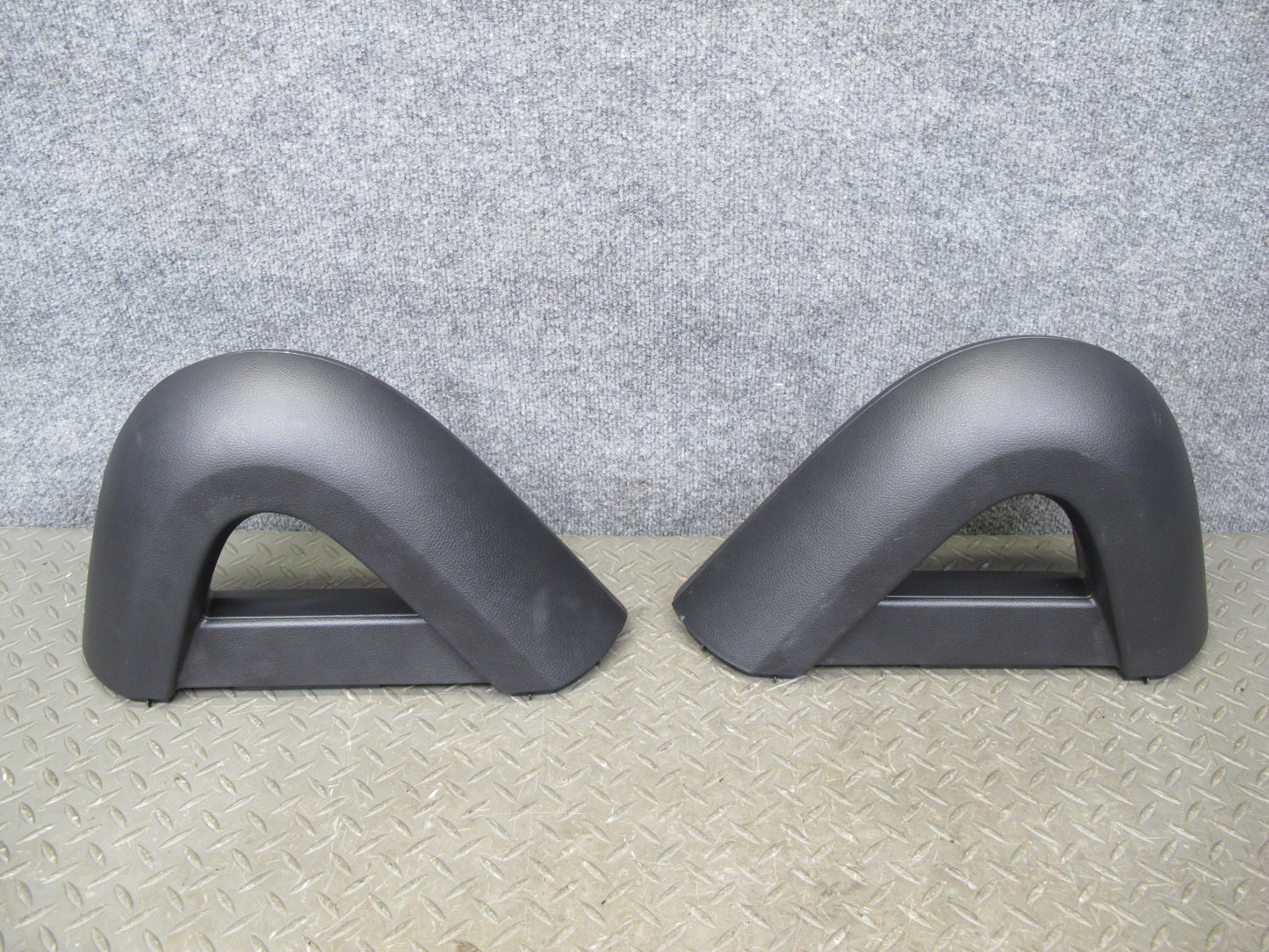 04-09 Nissan 350Z Z33 Convertible Rear Left & Right Roll Bar Cover Black Set OEM