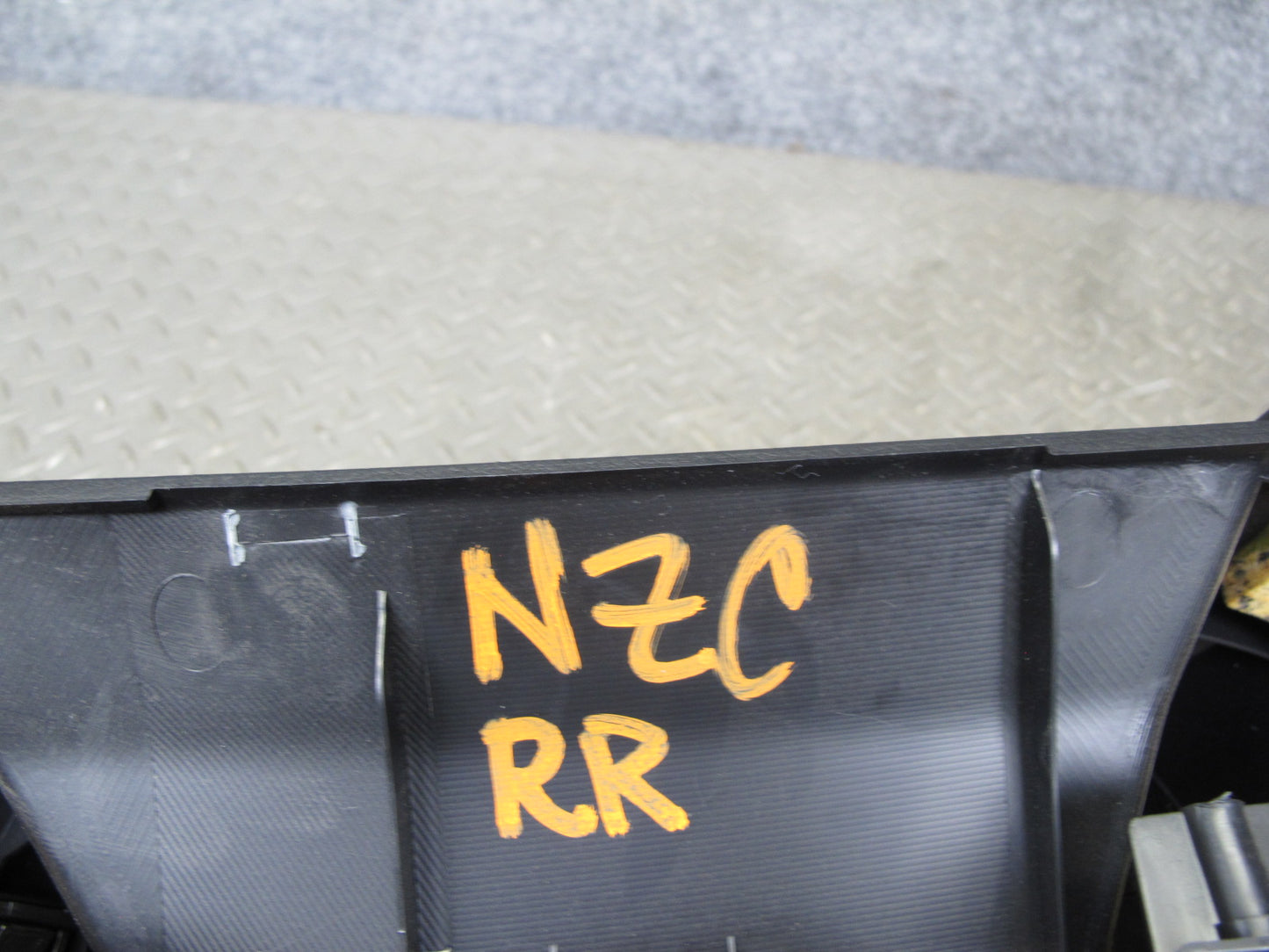 04-09 Nissan 350Z Z33 Convertible Rear Left & Right Roll Bar Cover Black Set OEM