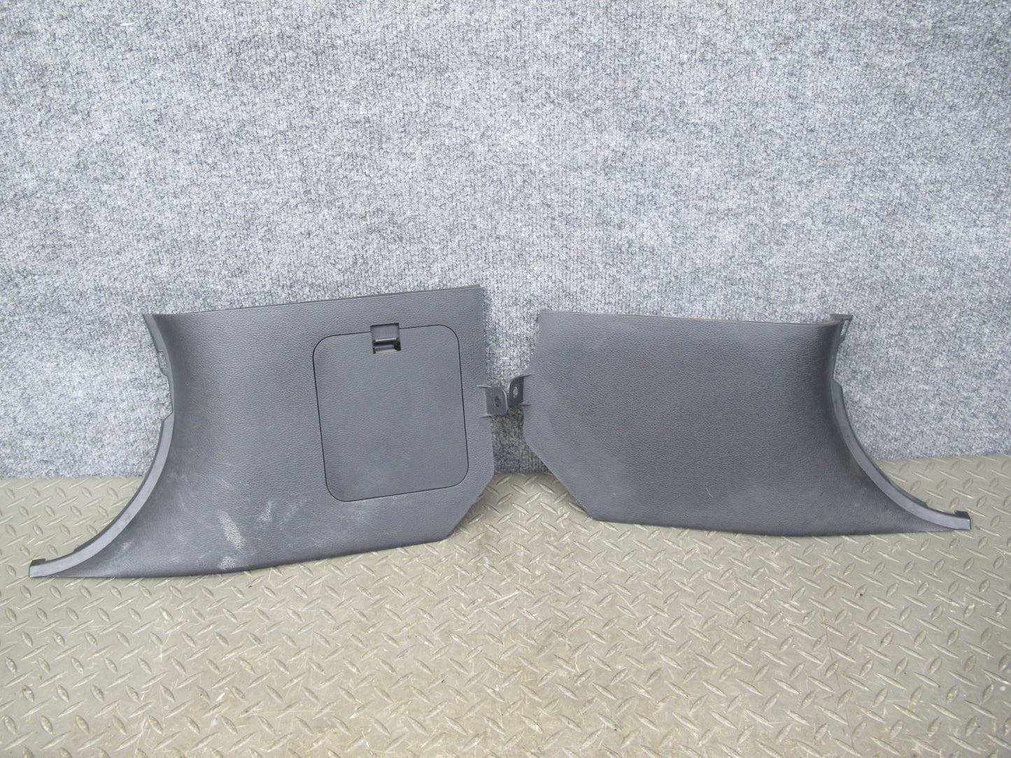 03-09 Nissan 350Z Z33 Set of 2 Front Left & Right Kick Trim Cover Black OEM