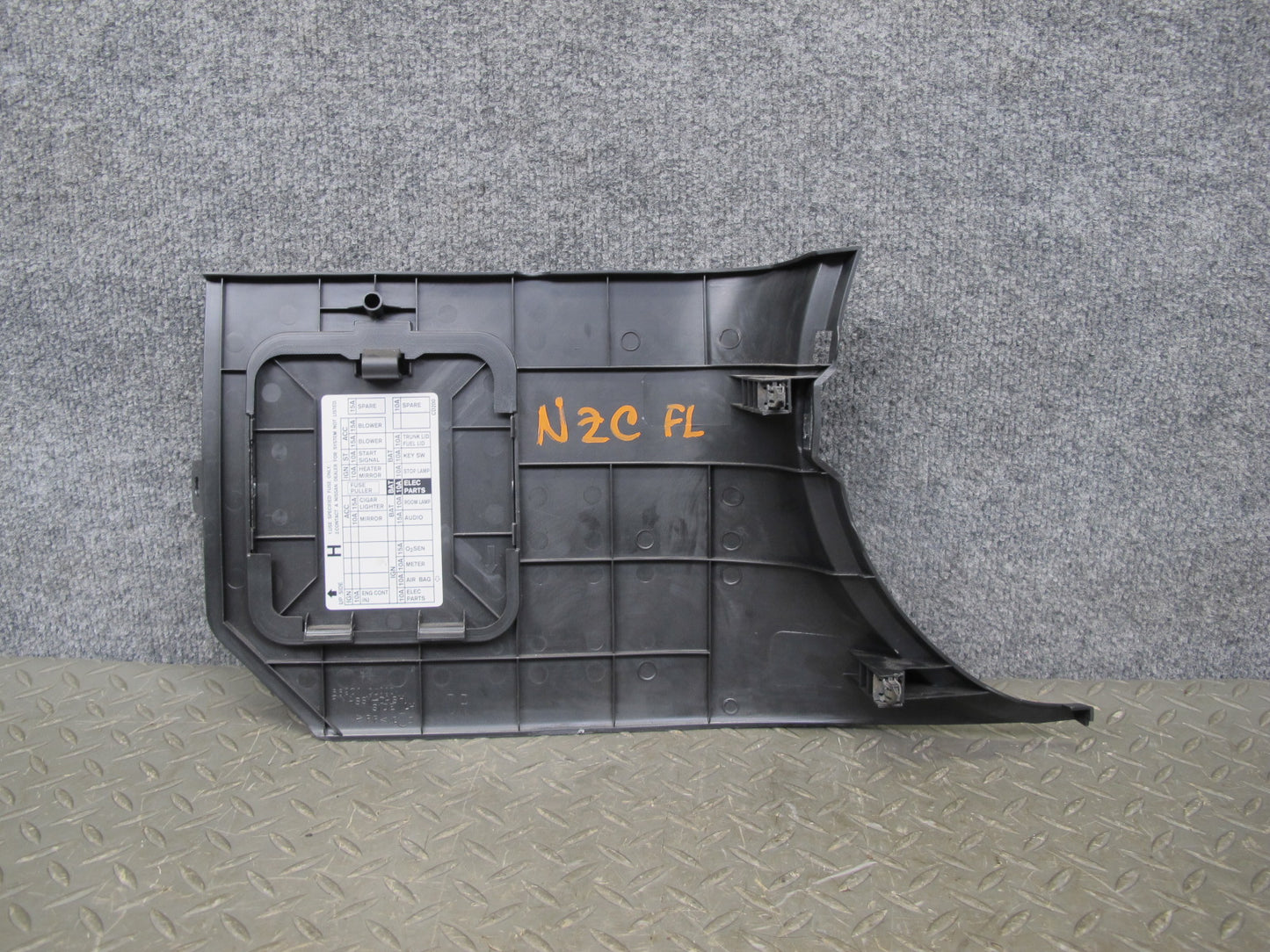 03-09 Nissan 350Z Z33 Set of 2 Front Left & Right Kick Trim Cover Black OEM