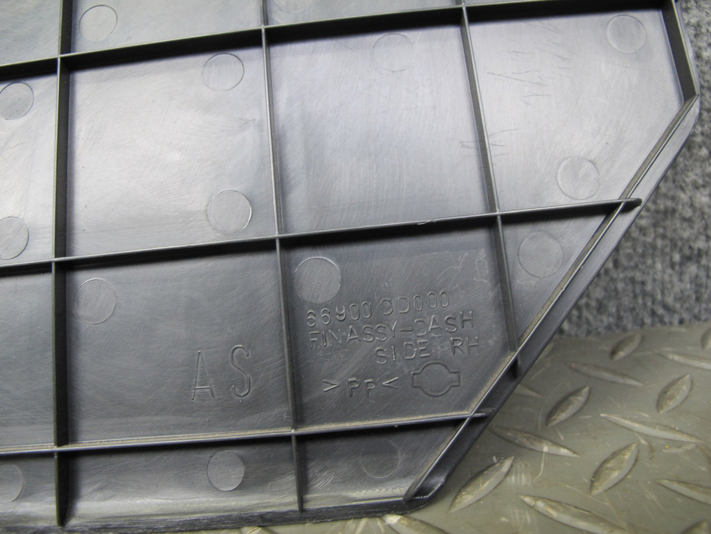 03-09 Nissan 350Z Z33 Set of 2 Front Left & Right Kick Trim Cover Black OEM