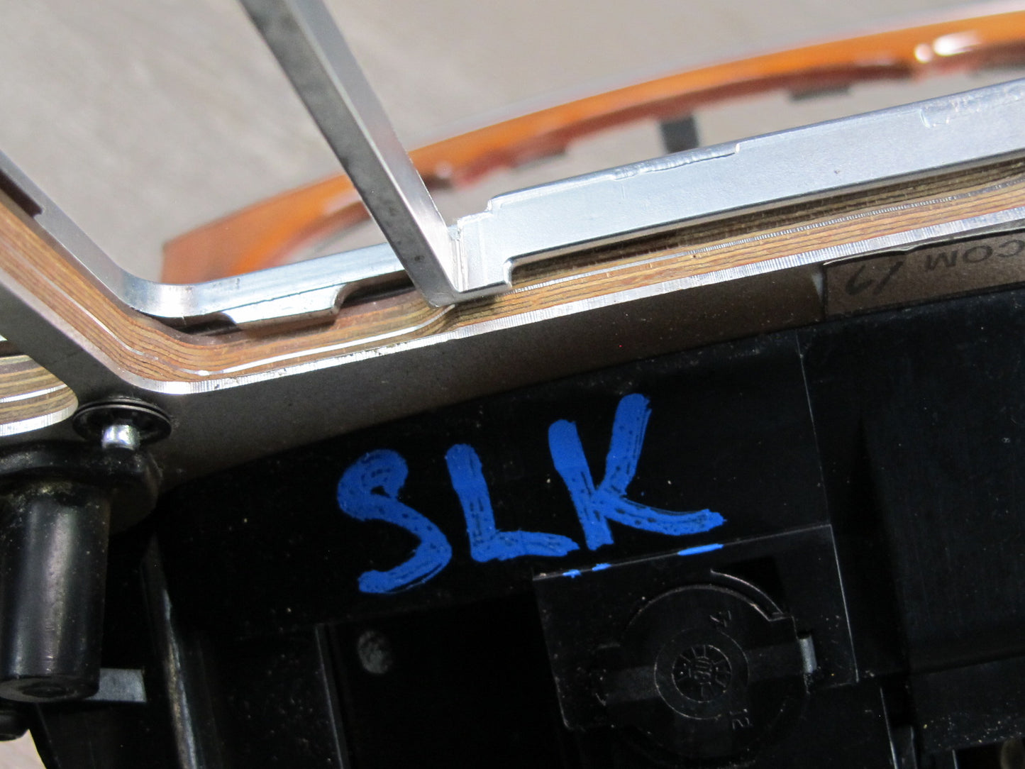 05-12 Mercedes R230 Dash Center Console Door Wood Trim Bezel Panel Set OEM