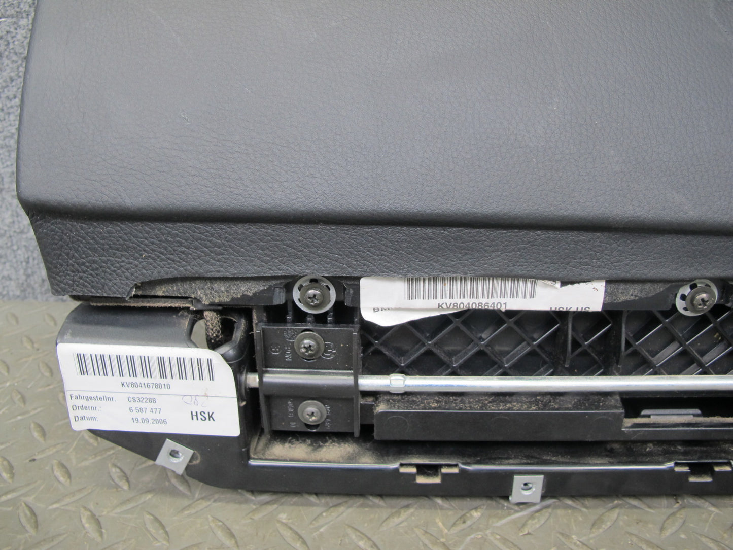 2006-2010 BMW E63 E64 Dash Front Right Glove Box Compartment Storage w Lighter