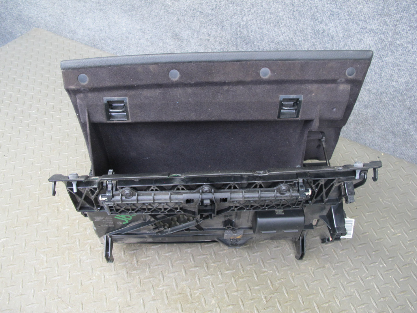 2006-2010 BMW E63 E64 Dash Front Right Glove Box Compartment Storage w Lighter