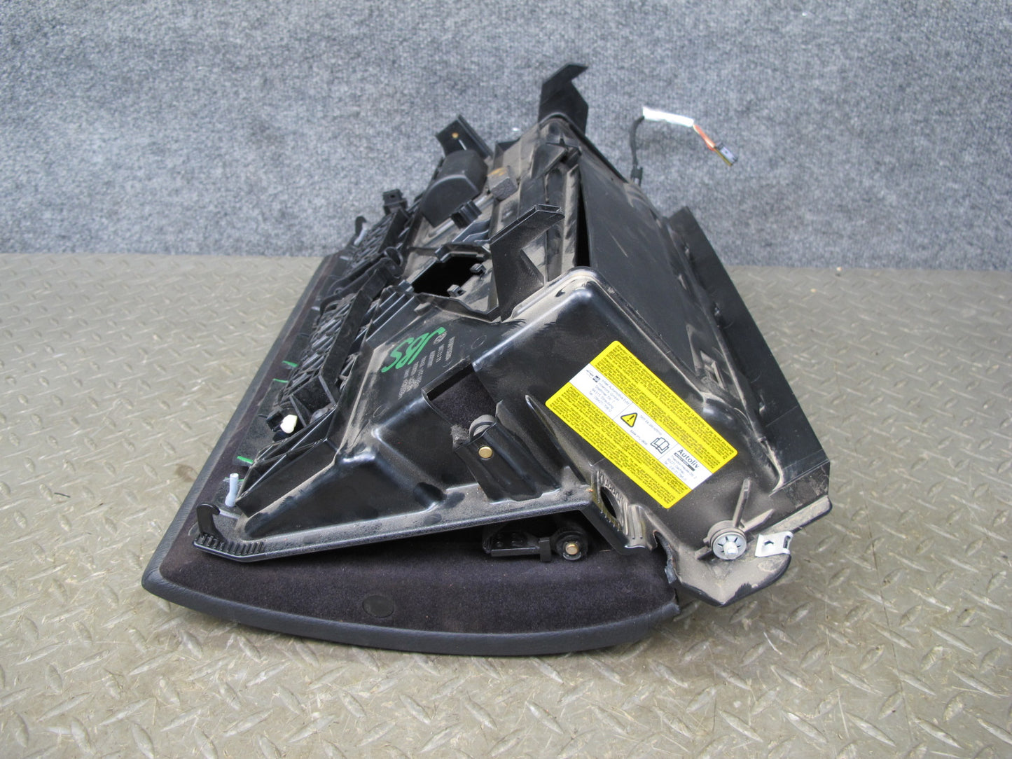 2006-2010 BMW E63 E64 Dash Front Right Glove Box Compartment Storage w Lighter