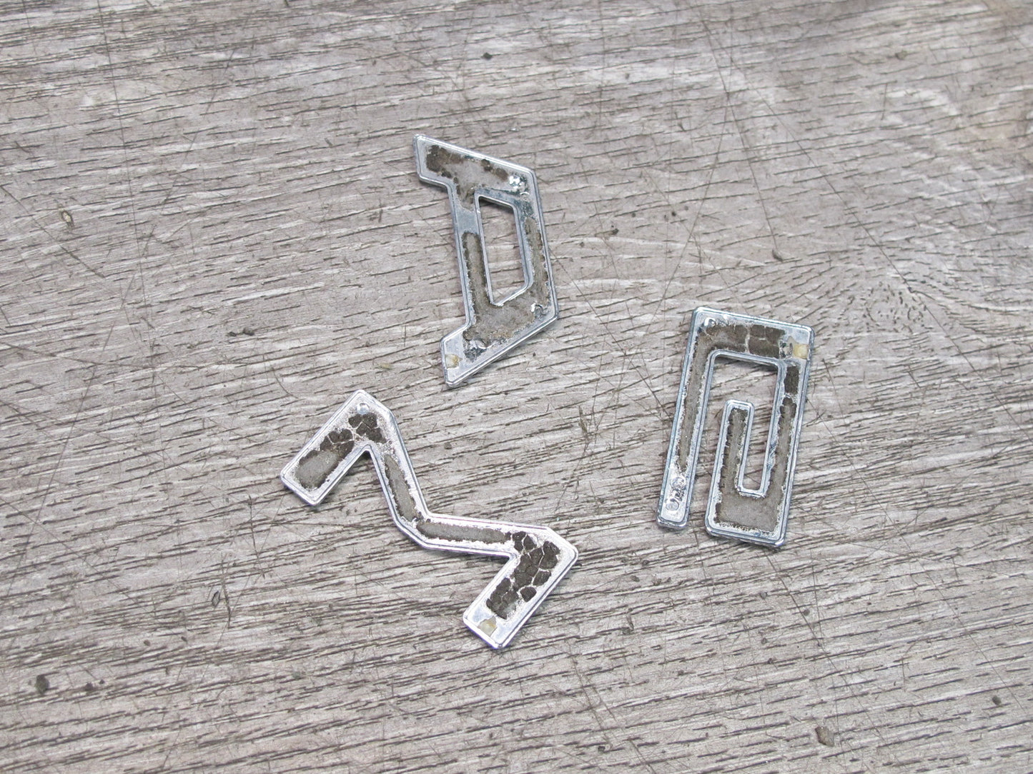 05-11 Mercedes R171 SLK55 AMG Rear Trunk Lid Emblem Letter Symbol Logo OEM