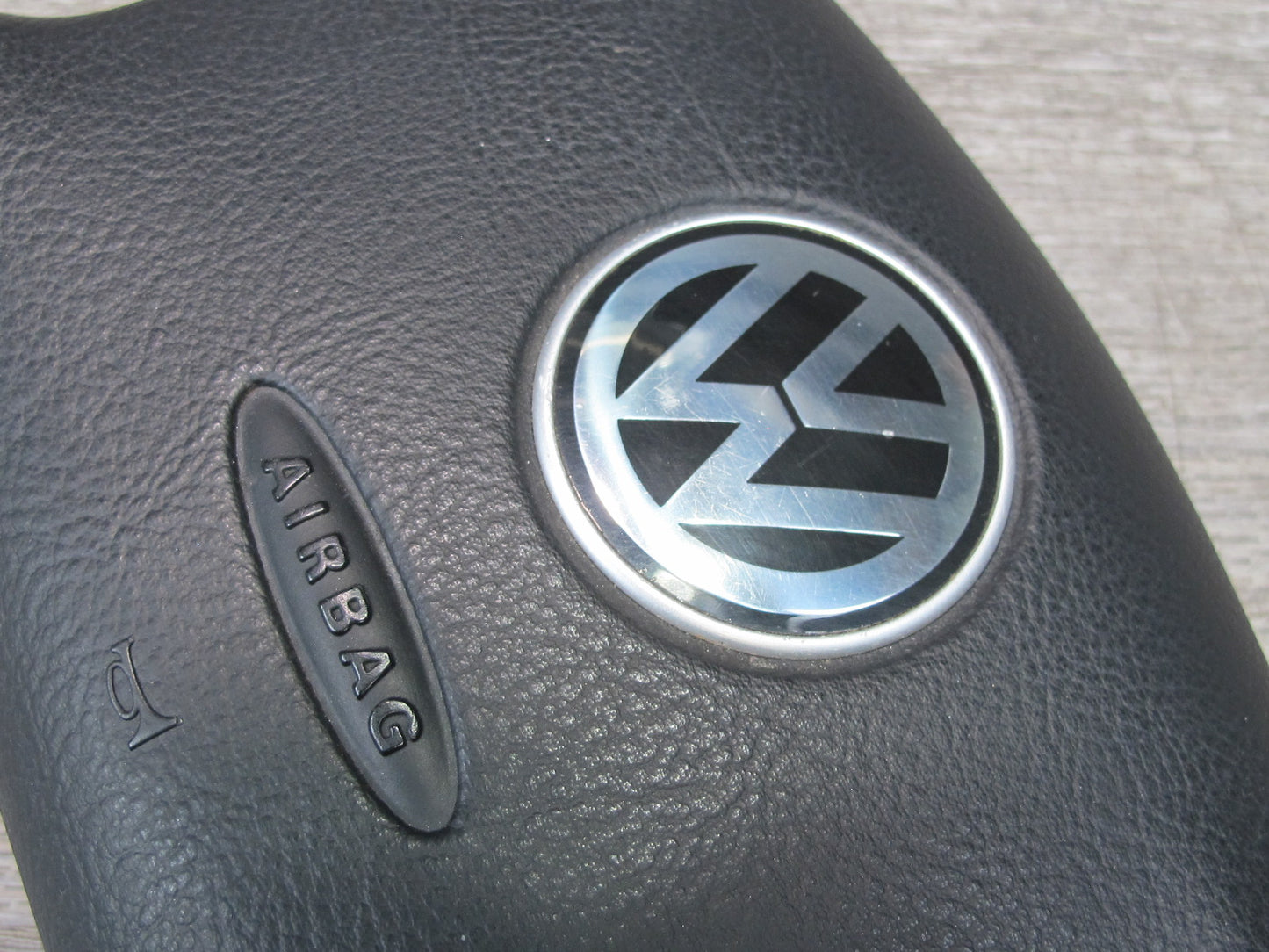 02-03 VW EUROVAN T4 MV FRONT LEFT DRIVER SIDE STEERING WHEEL SRS AIRBAG 3B0880201AS OEM