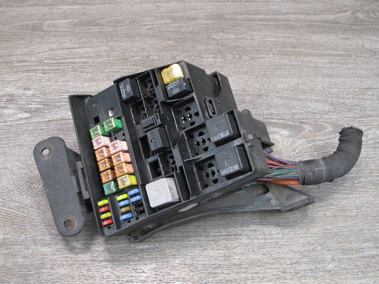 02-05 Ford Thunderbird Power Distribution Fuse Relay Box Module OEM