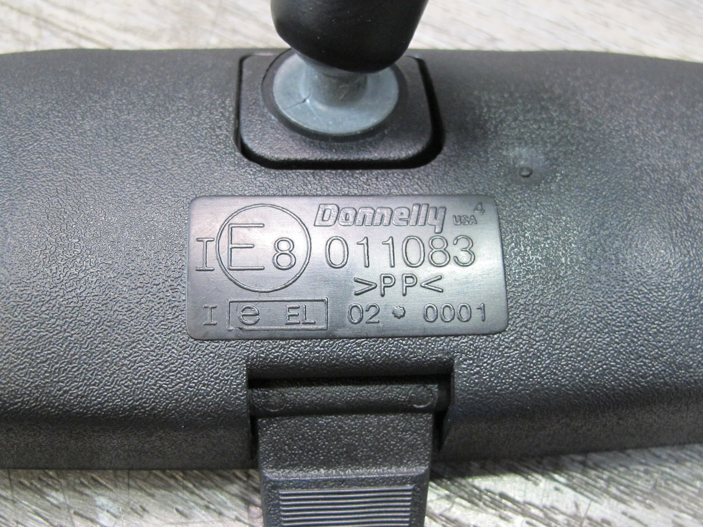 02-05 Ford Thunderbird Manual Dimming Interior Rear View Mirror OEM