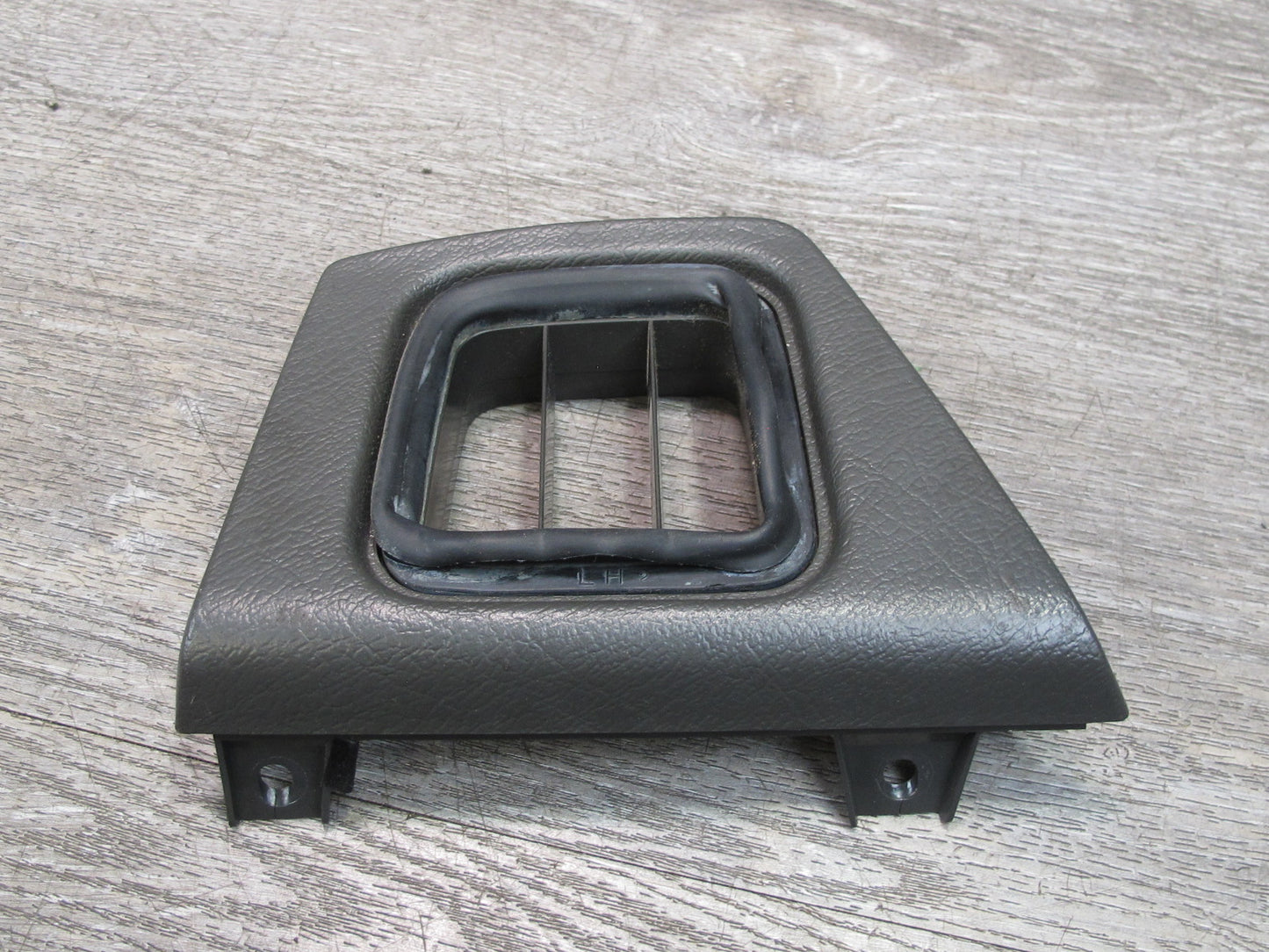 88-91 MAZDARX7 FC3S Dash Left Trim Cover w Air Vent Gray FB0164921 OEM