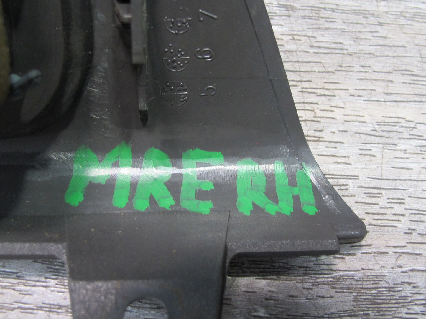 88-91 Mazda RX7 FC3S Dash Right Trim w Air Vent Gray FB0164911 OEM