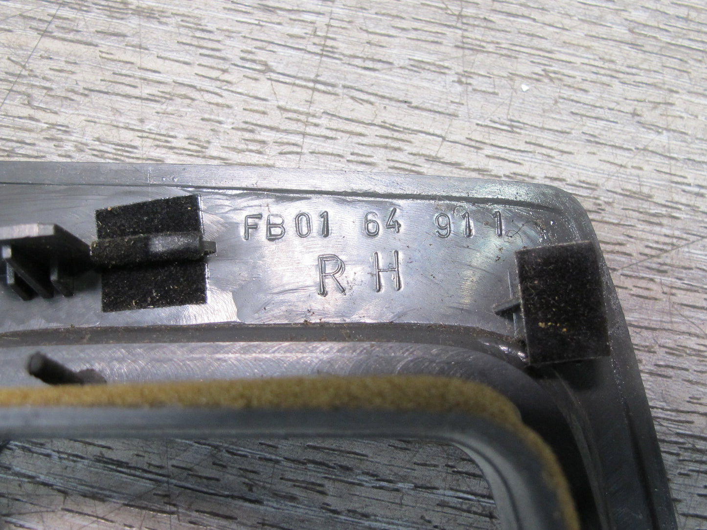 88-91 Mazda RX7 FC3S Dash Right Trim w Air Vent Gray FB0164911 OEM