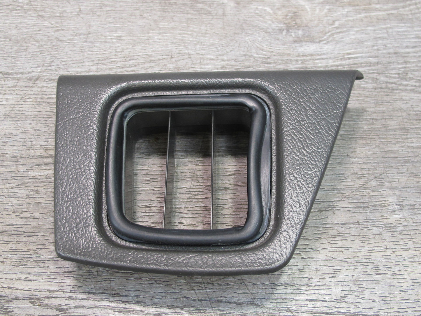 88-91 Mazda RX7 FC3S Dash Right Trim w Air Vent Gray FB0164911 OEM