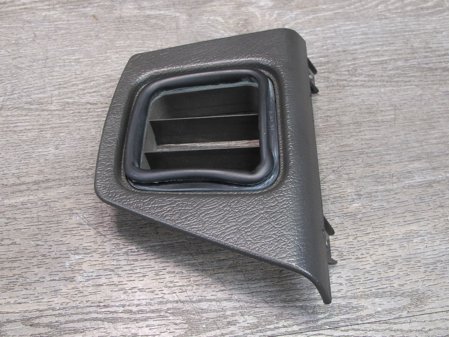 88-91 Mazda RX7 FC3S Dash Right Trim w Air Vent Gray FB0164911 OEM