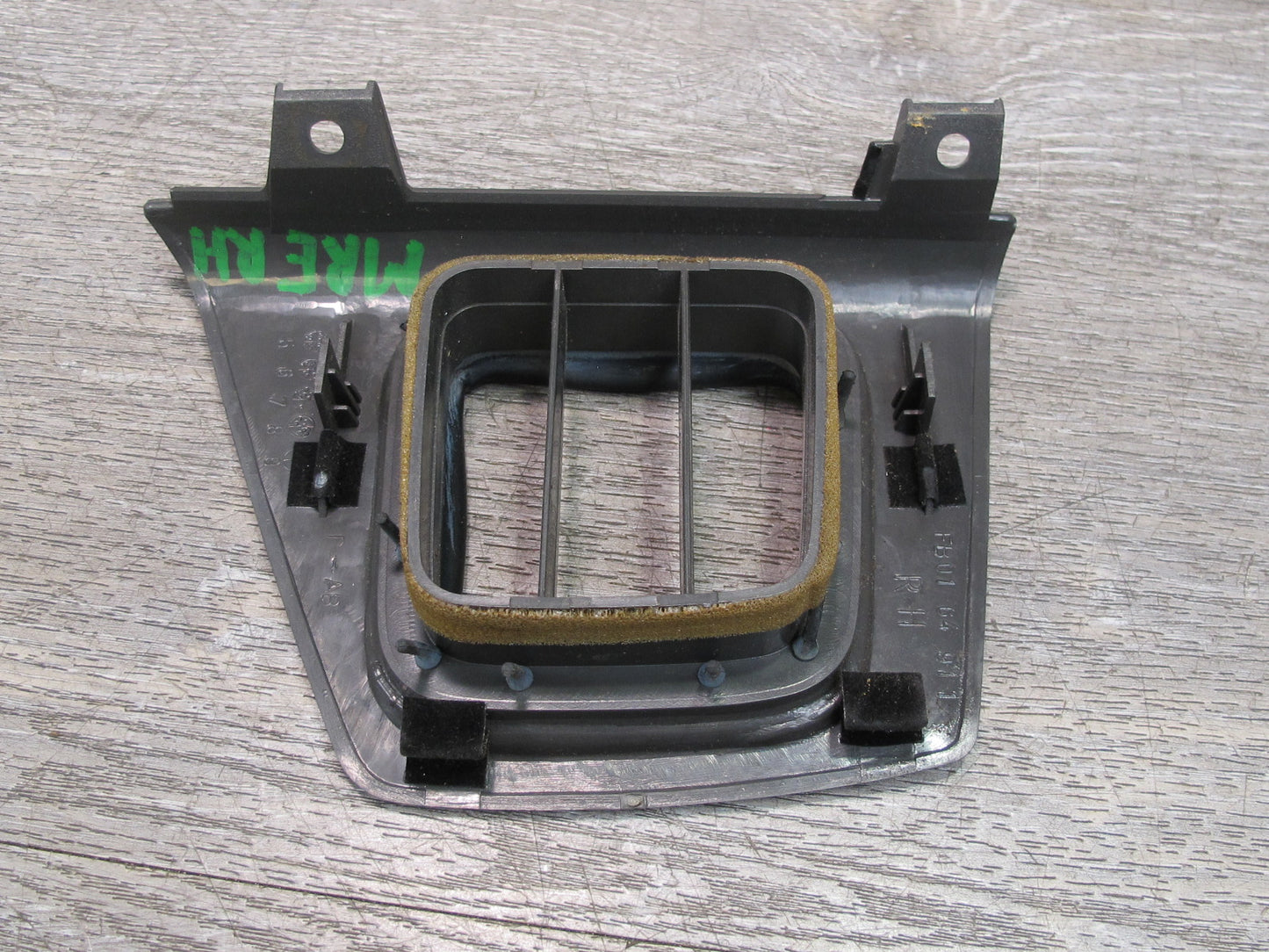 88-91 Mazda RX7 FC3S Dash Right Trim w Air Vent Gray FB0164911 OEM