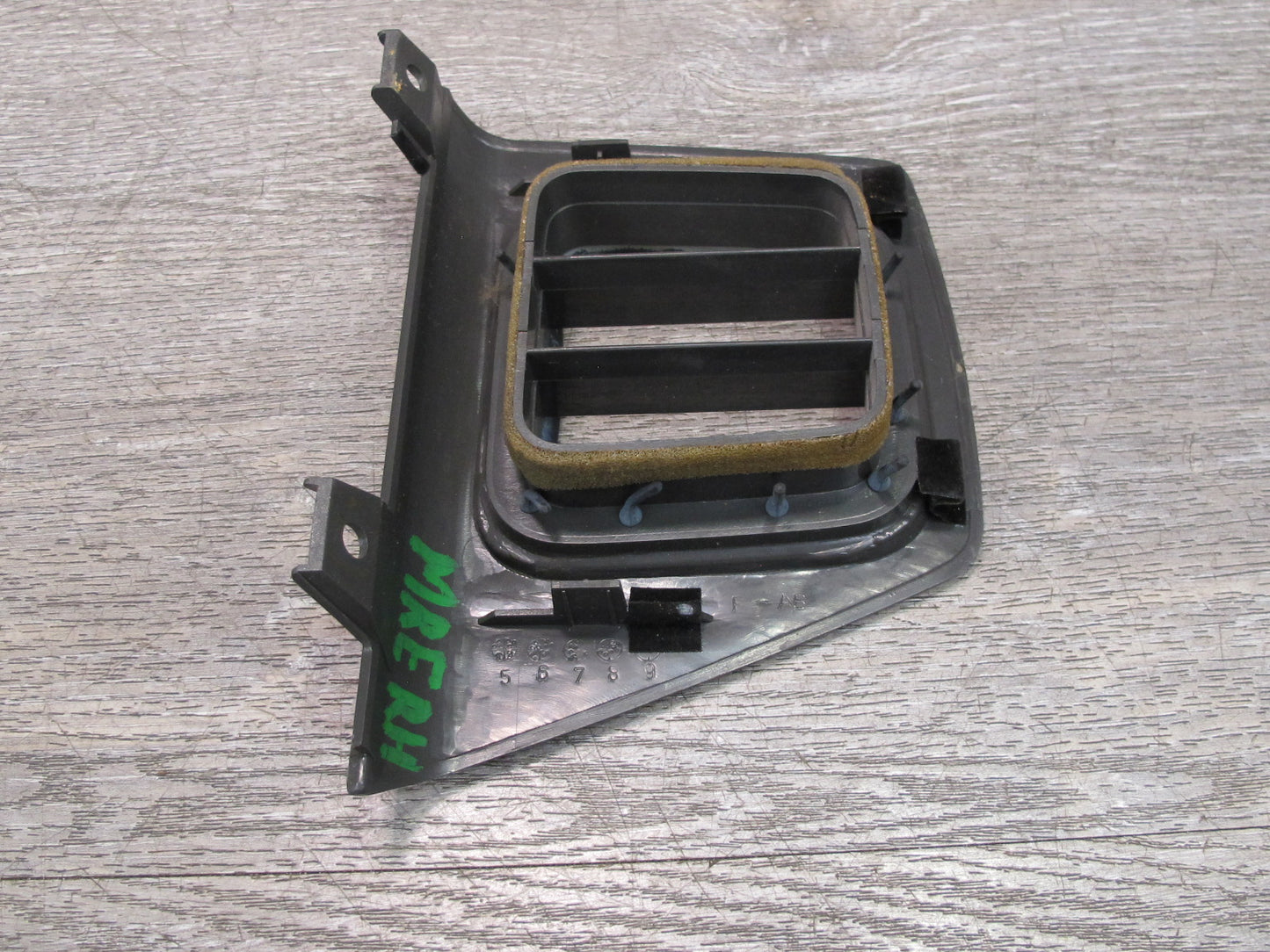 88-91 Mazda RX7 FC3S Dash Right Trim w Air Vent Gray FB0164911 OEM