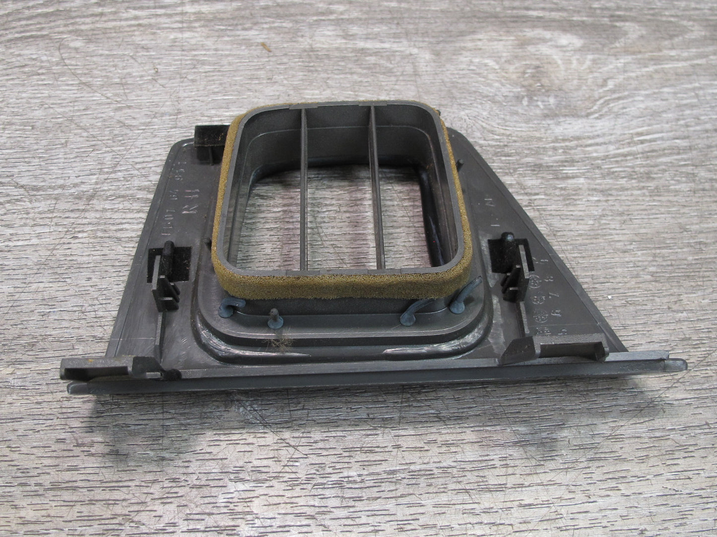 88-91 Mazda RX7 FC3S Dash Right Trim w Air Vent Gray FB0164911 OEM