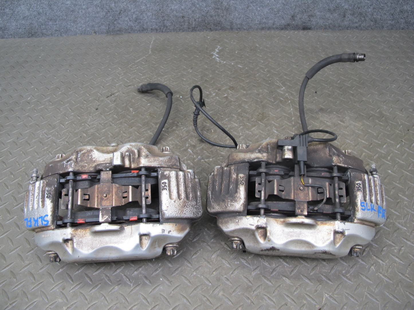 07-12 Mercedes R230 SL550 Set of 2 Front Left Right Brembo Brake Caliper OEM