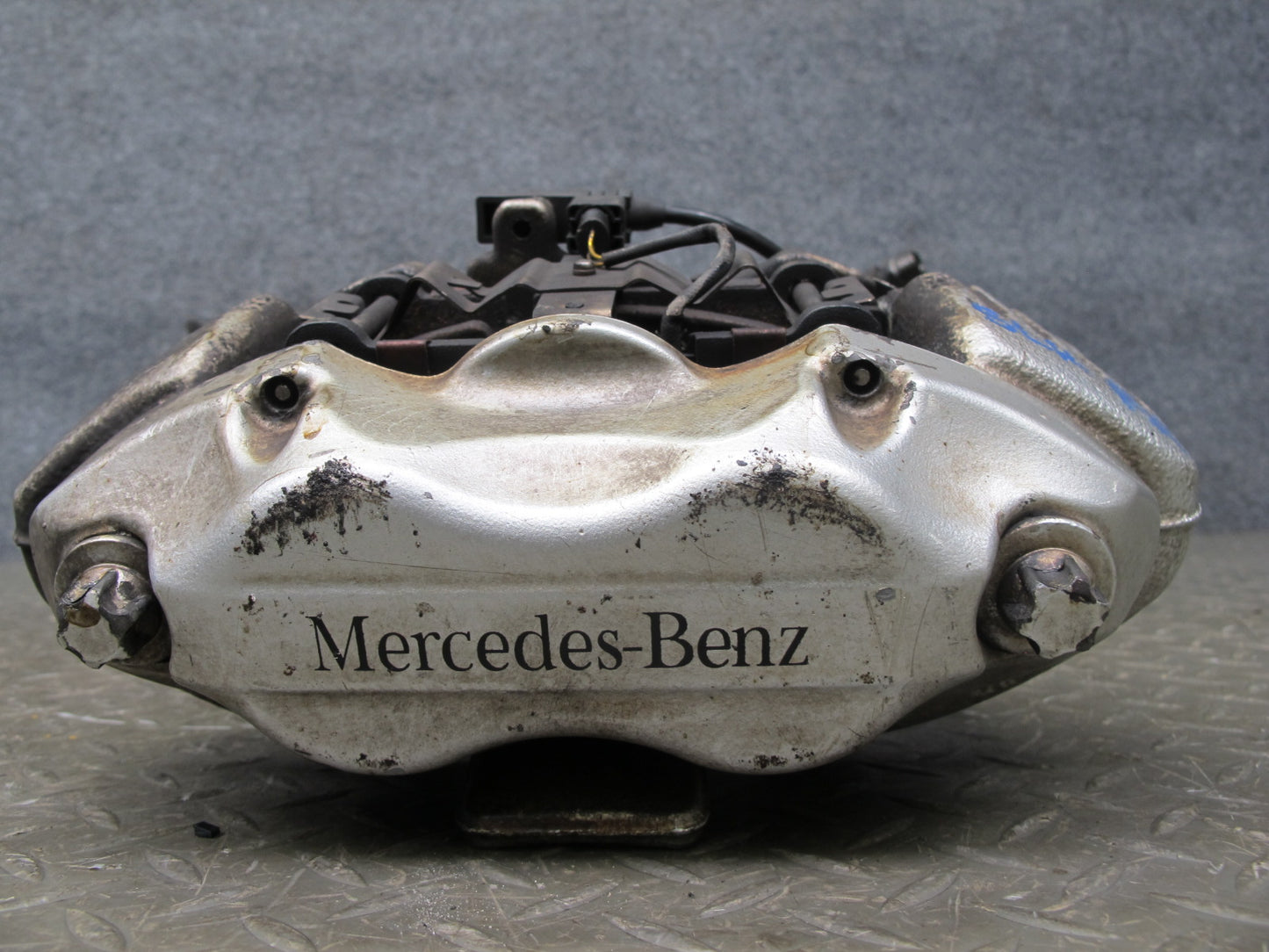07-12 Mercedes R230 SL550 Set of 2 Front Left Right Brembo Brake Caliper OEM